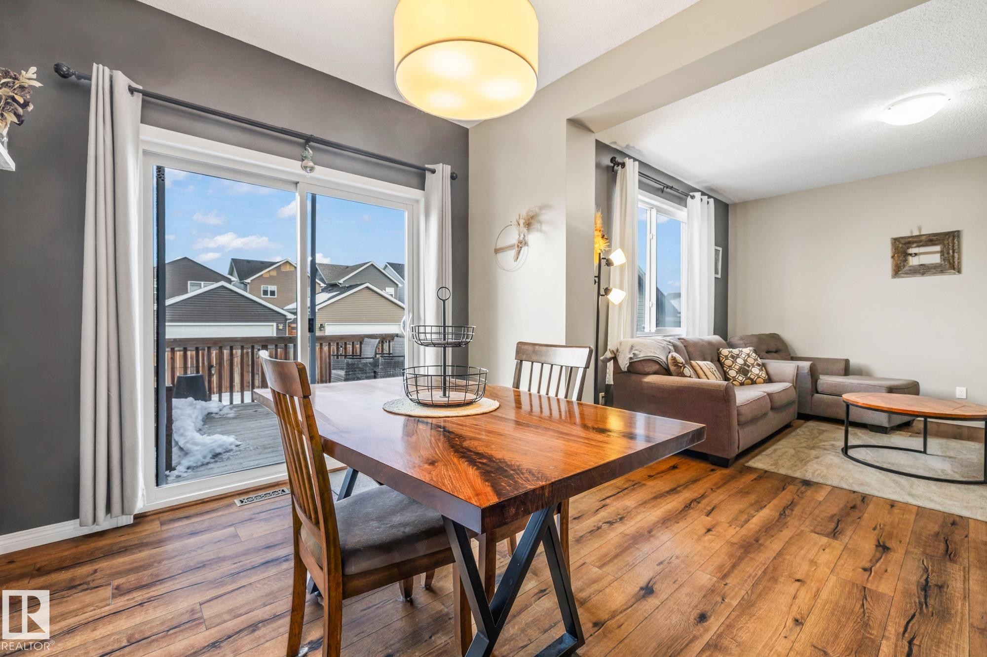 5846 Anthony Crescent, Edmonton, AB - Indoor Photo Showing Other Room