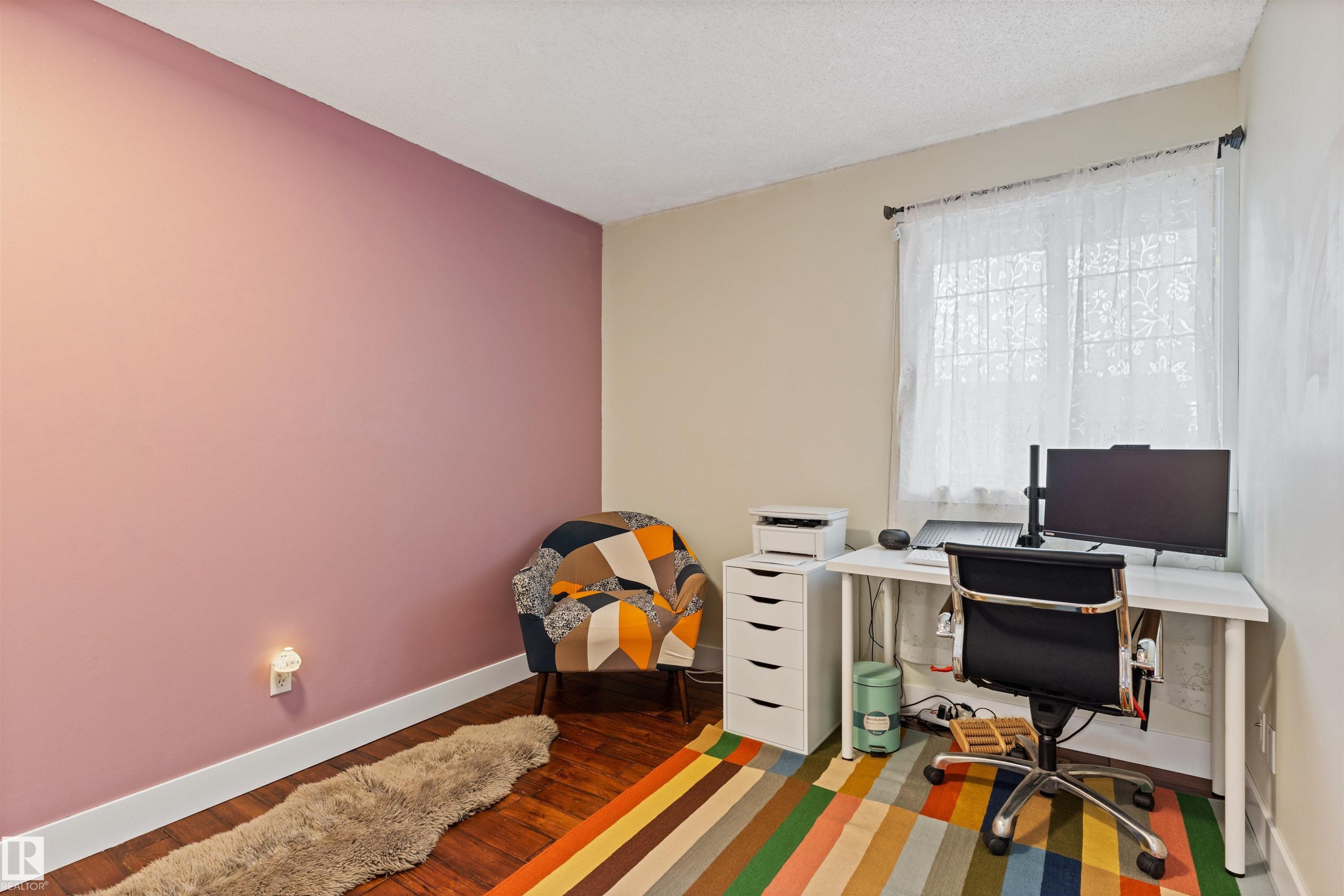 7923 178 Street, Edmonton, AB - Indoor Photo Showing Office