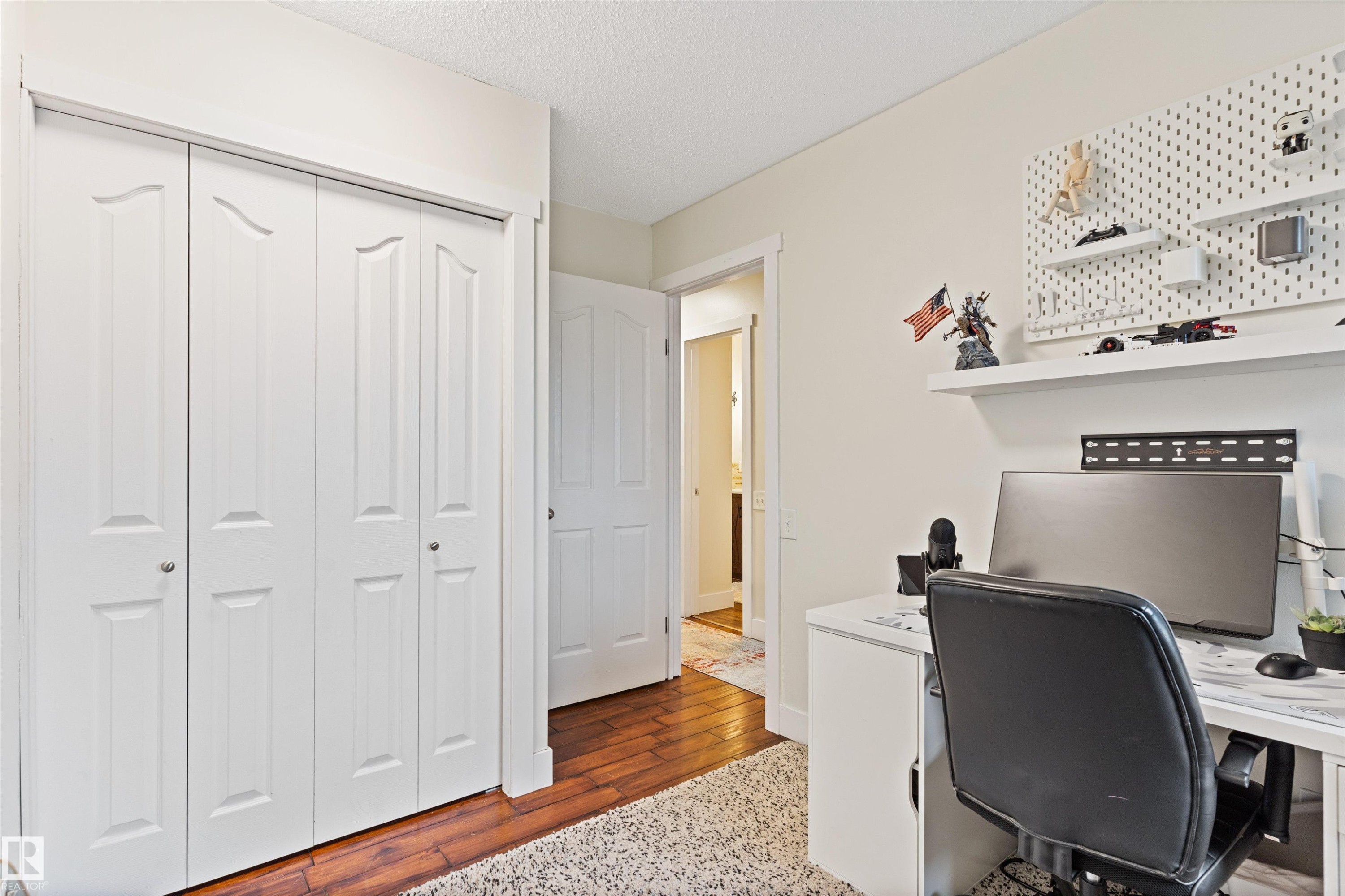 7923 178 Street, Edmonton, AB - Indoor Photo Showing Office