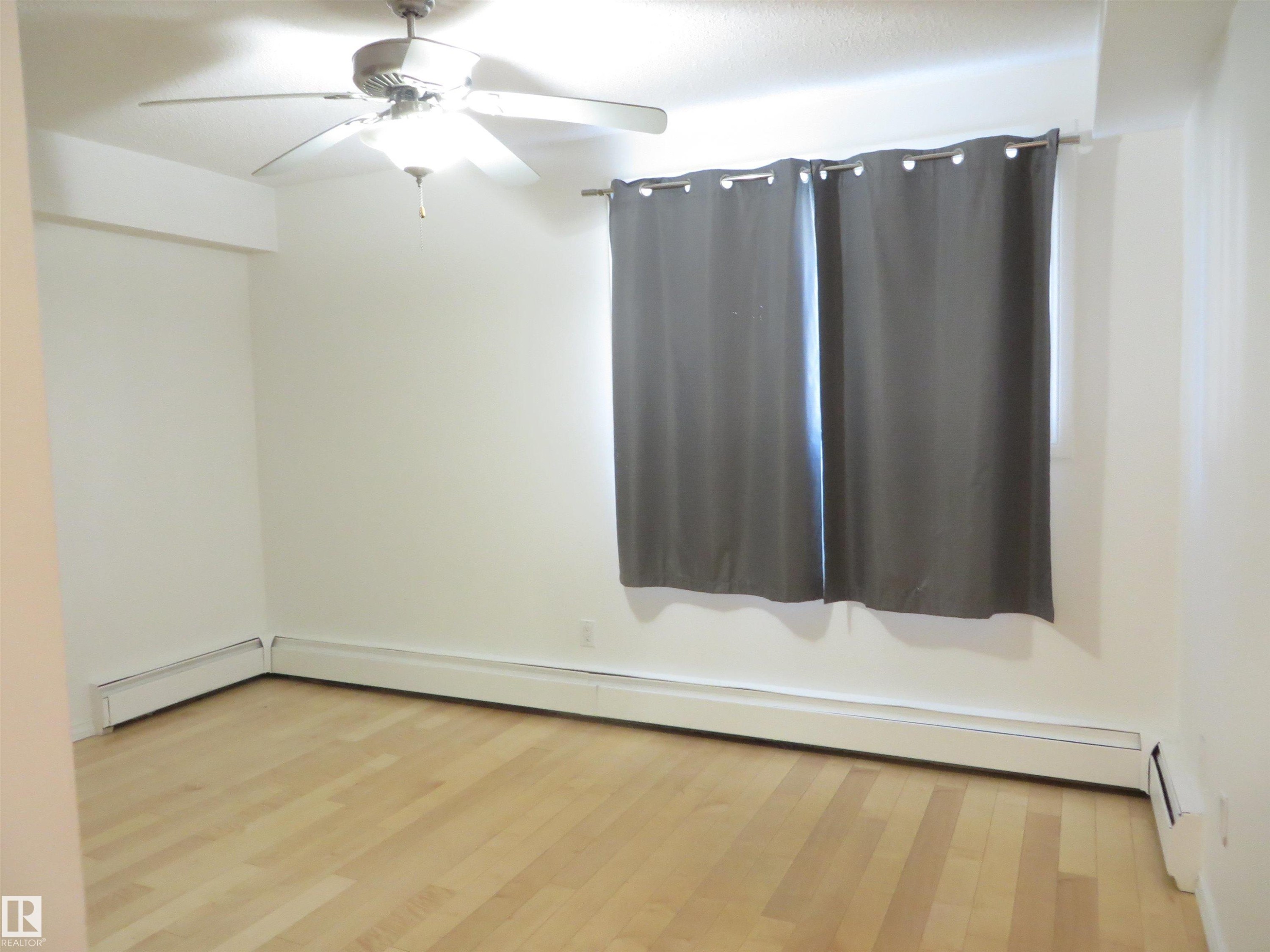 102 10547 83 Avenue, Edmonton, AB - Indoor