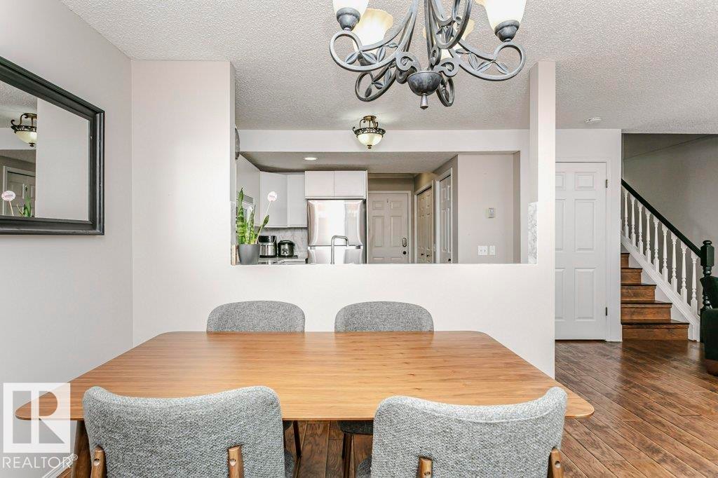 3 20 Deerbourne Drive, St. Albert, AB - Indoor Photo Showing Dining Room