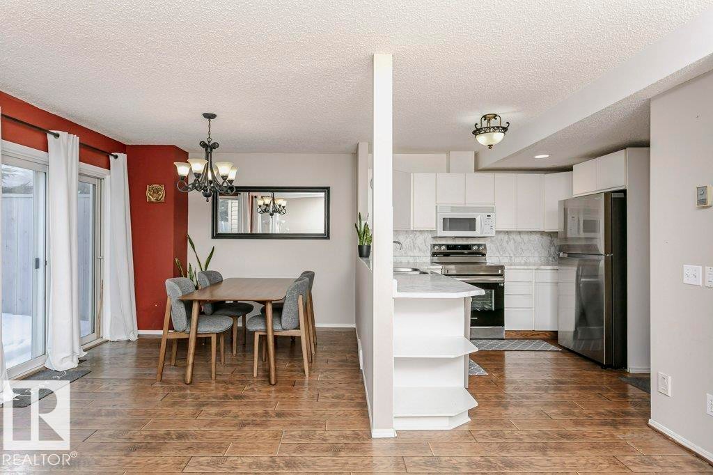 3 20 Deerbourne Drive, St. Albert, AB - Indoor