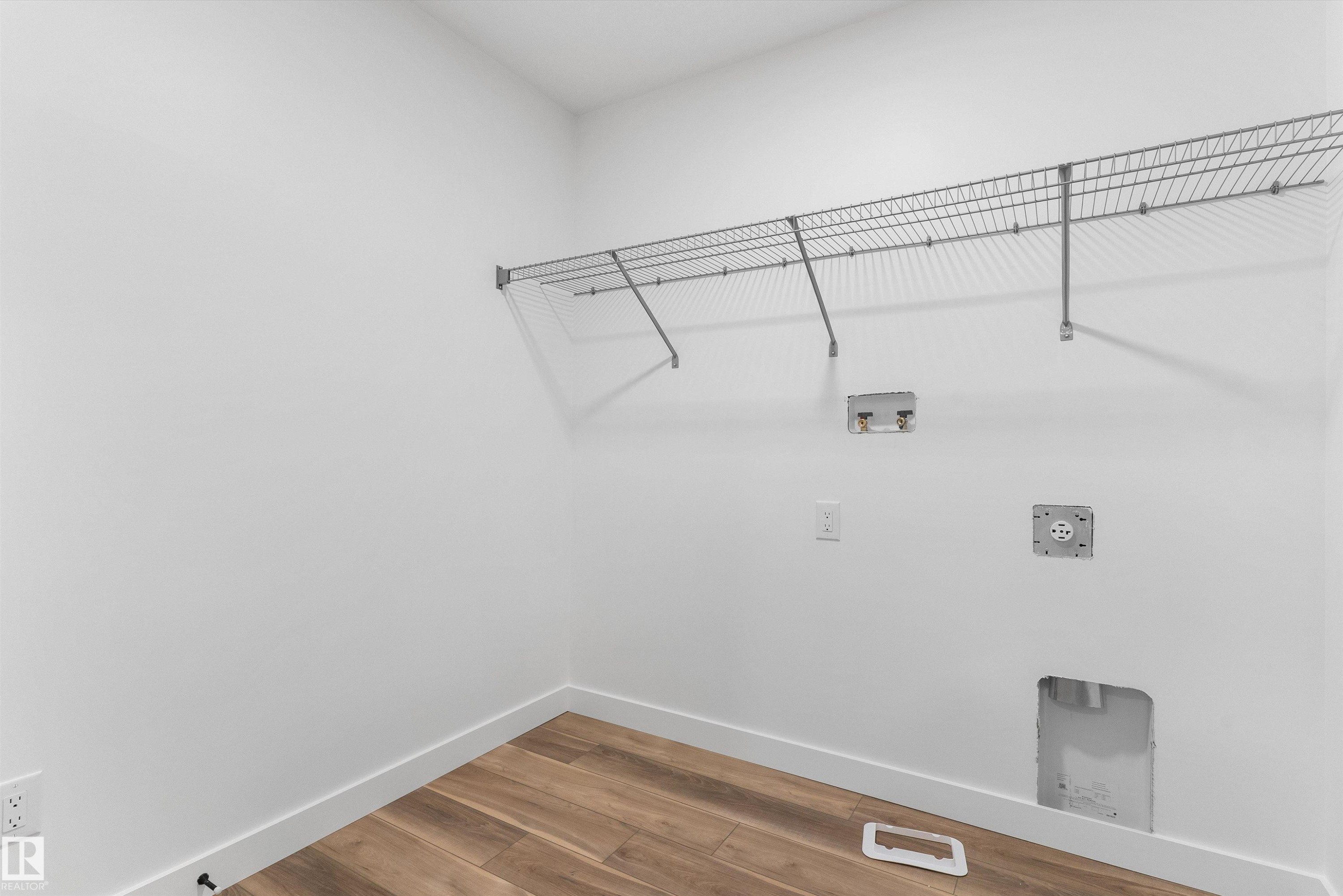 748 Astoria Way, Devon, AB - Indoor With Storage