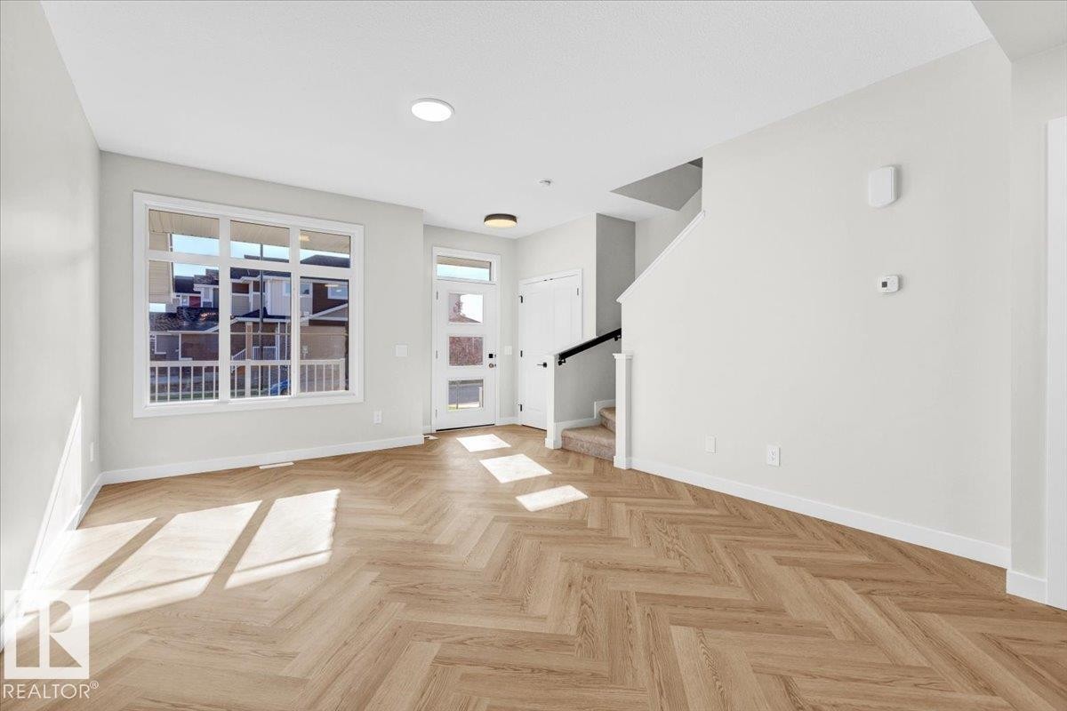 1316 Keswick Drive, Edmonton, AB - Indoor Photo Showing Other Room