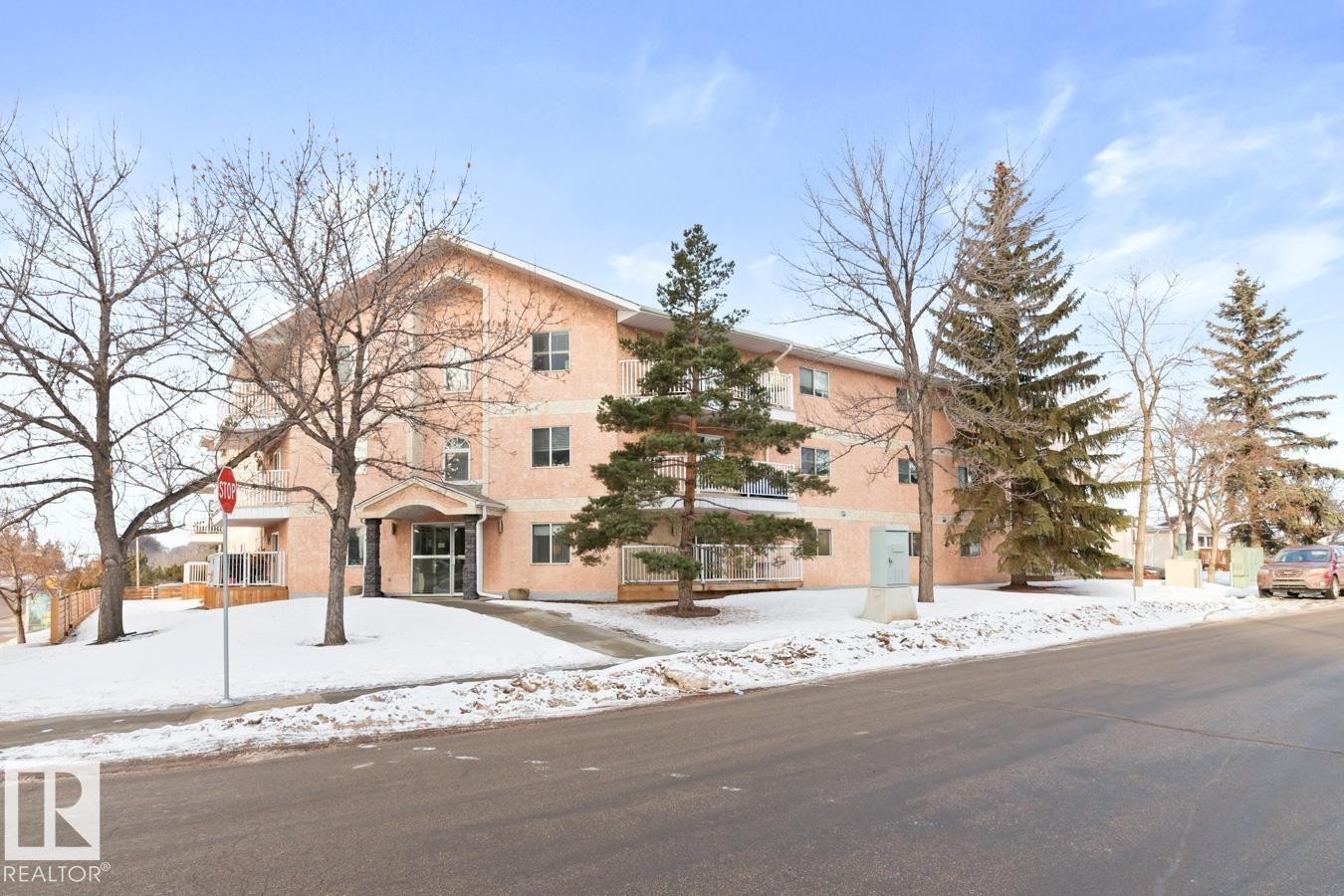 308 6310 101 Avenue, Edmonton, AB - Outdoor