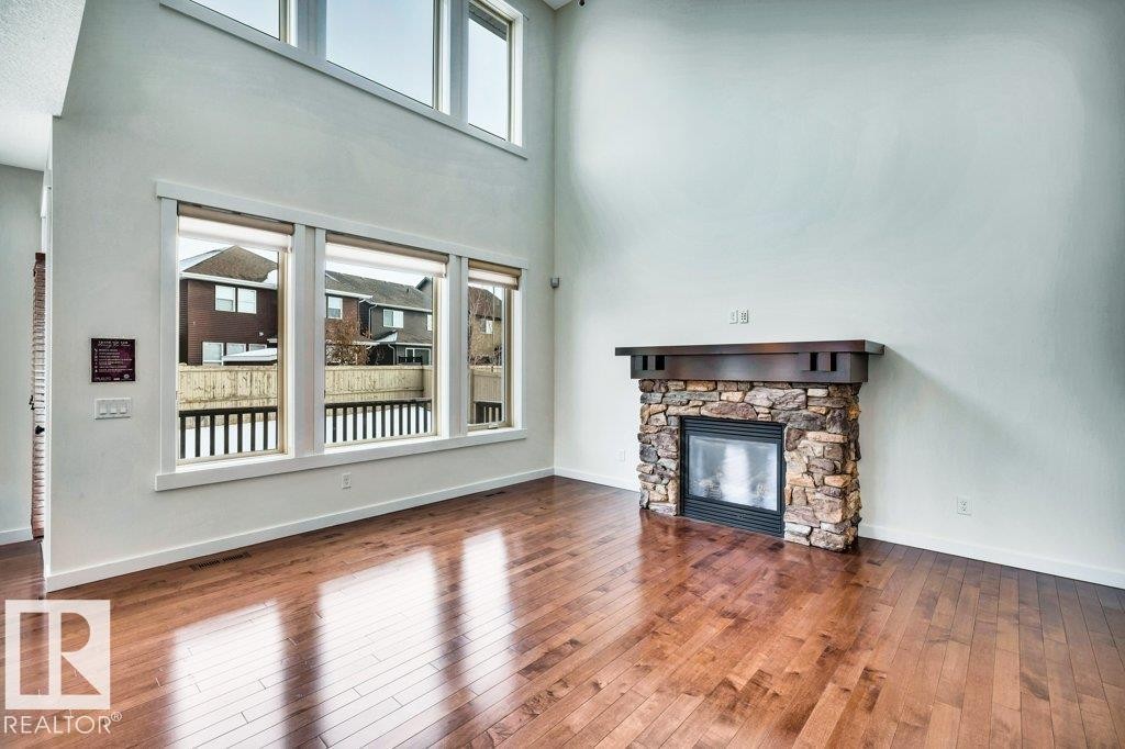 4450 Crabapple Landing, Edmonton, AB - Indoor With Fireplace