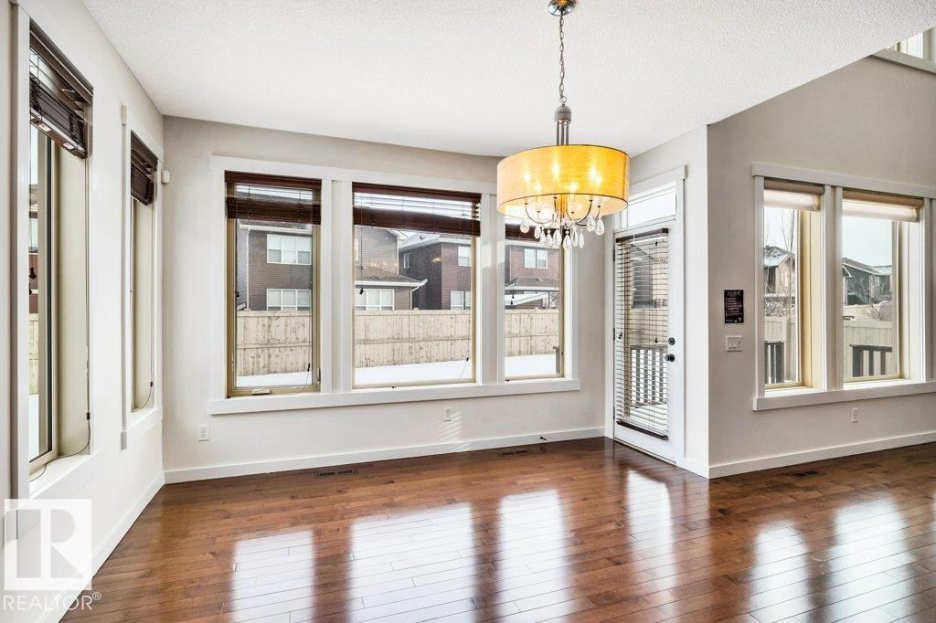 4450 Crabapple Landing, Edmonton, AB - Indoor Photo Showing Other Room