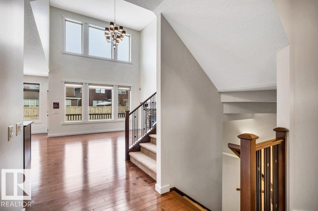 4450 Crabapple Landing, Edmonton, AB - Indoor Photo Showing Other Room