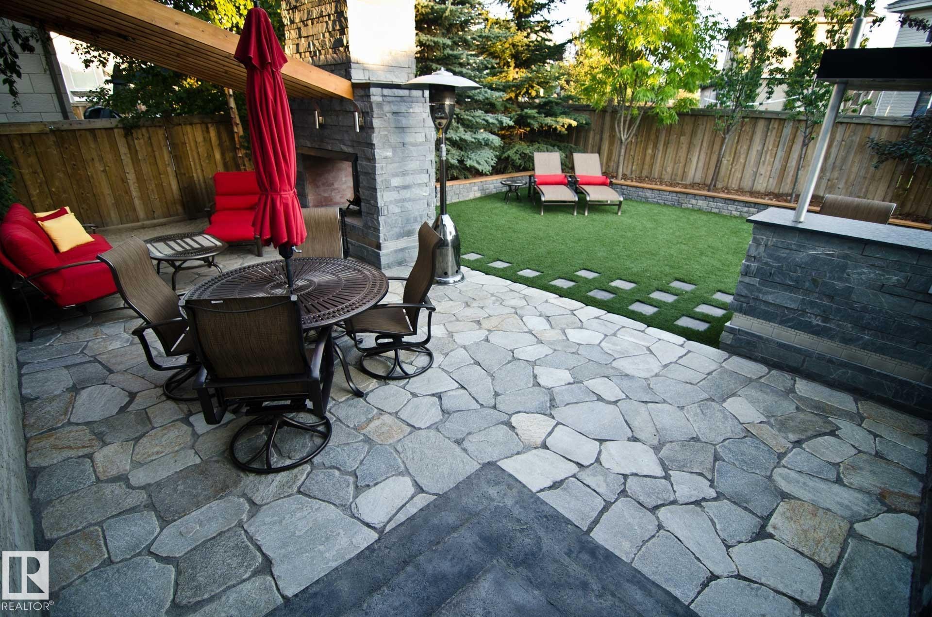 1579 Hector Road, Edmonton, AB - Outdoor With Deck Patio Veranda