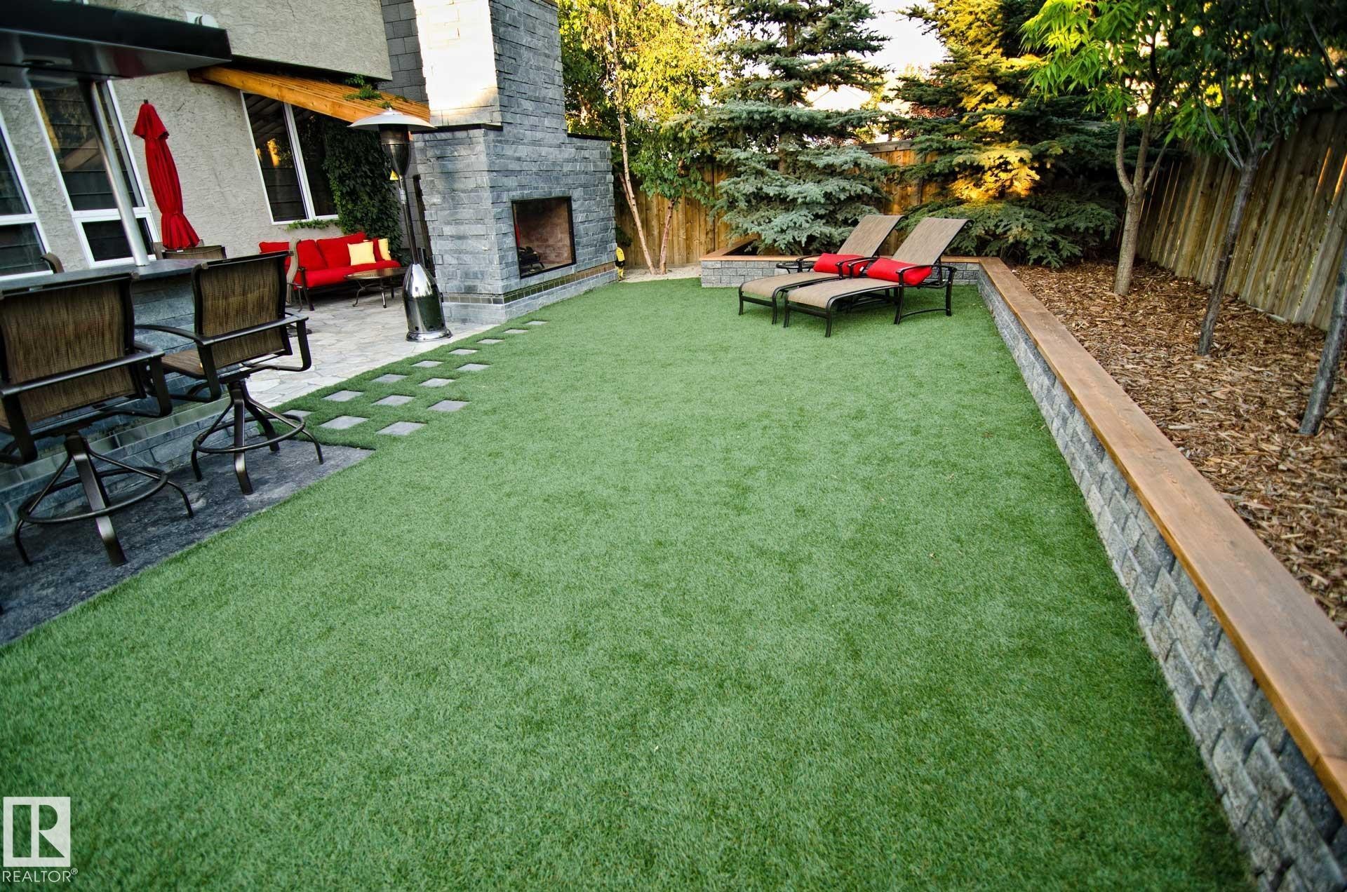 1579 Hector Road, Edmonton, AB - Outdoor