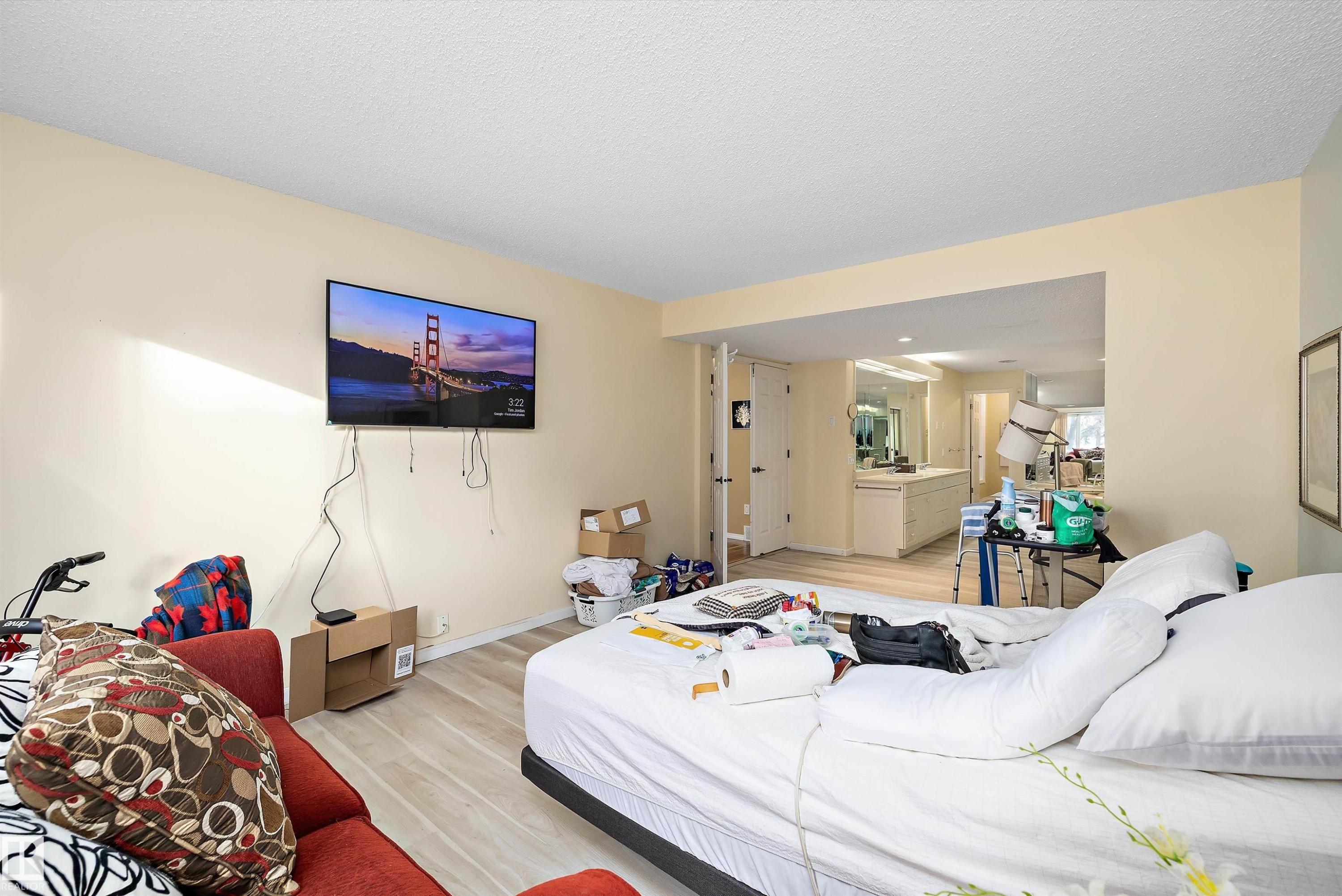 1027 109 Street, Edmonton, AB - Indoor Photo Showing Bedroom