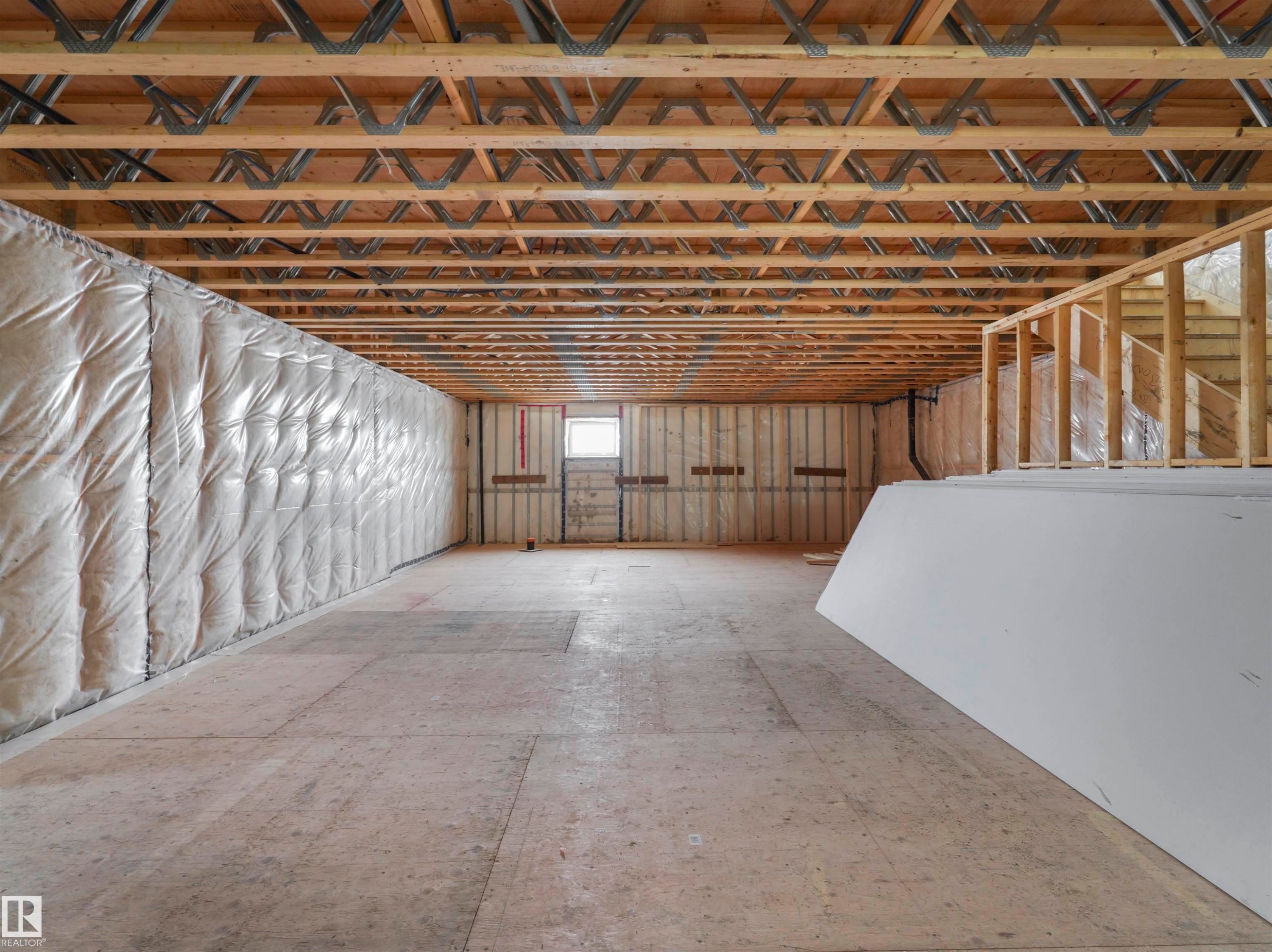 2748 Blatchford Road, Edmonton, AB - Indoor Photo Showing Basement