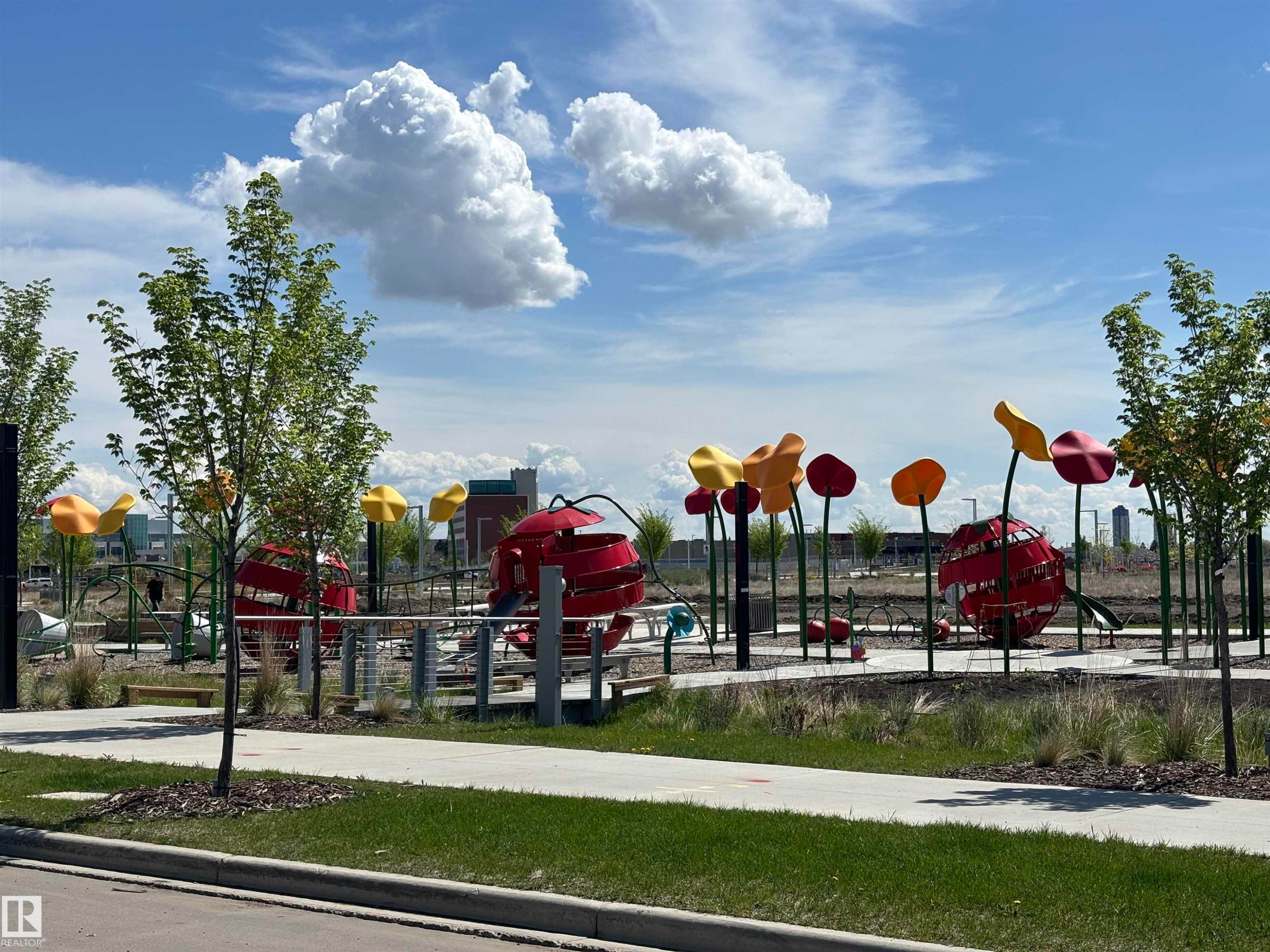 2750 Blatchford Road Nw, Edmonton, AB - Outdoor With View