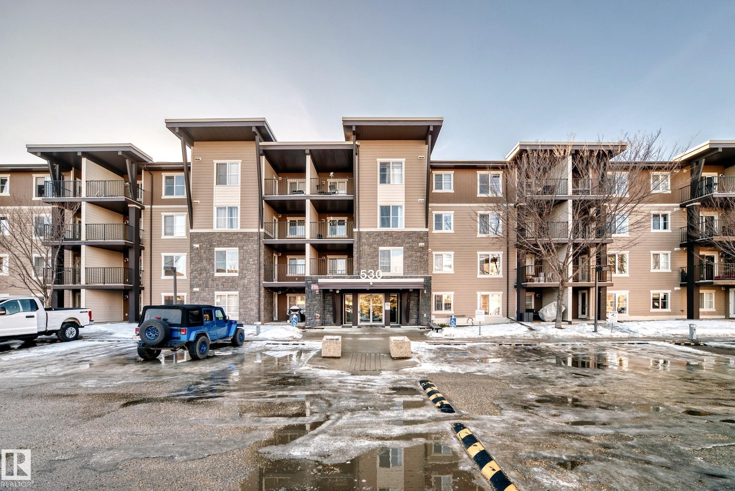 View of apartment building / complex - 302 530 Watt Boulevard Sw, Edmonton, AB - Outdoor With Balcony With Facade