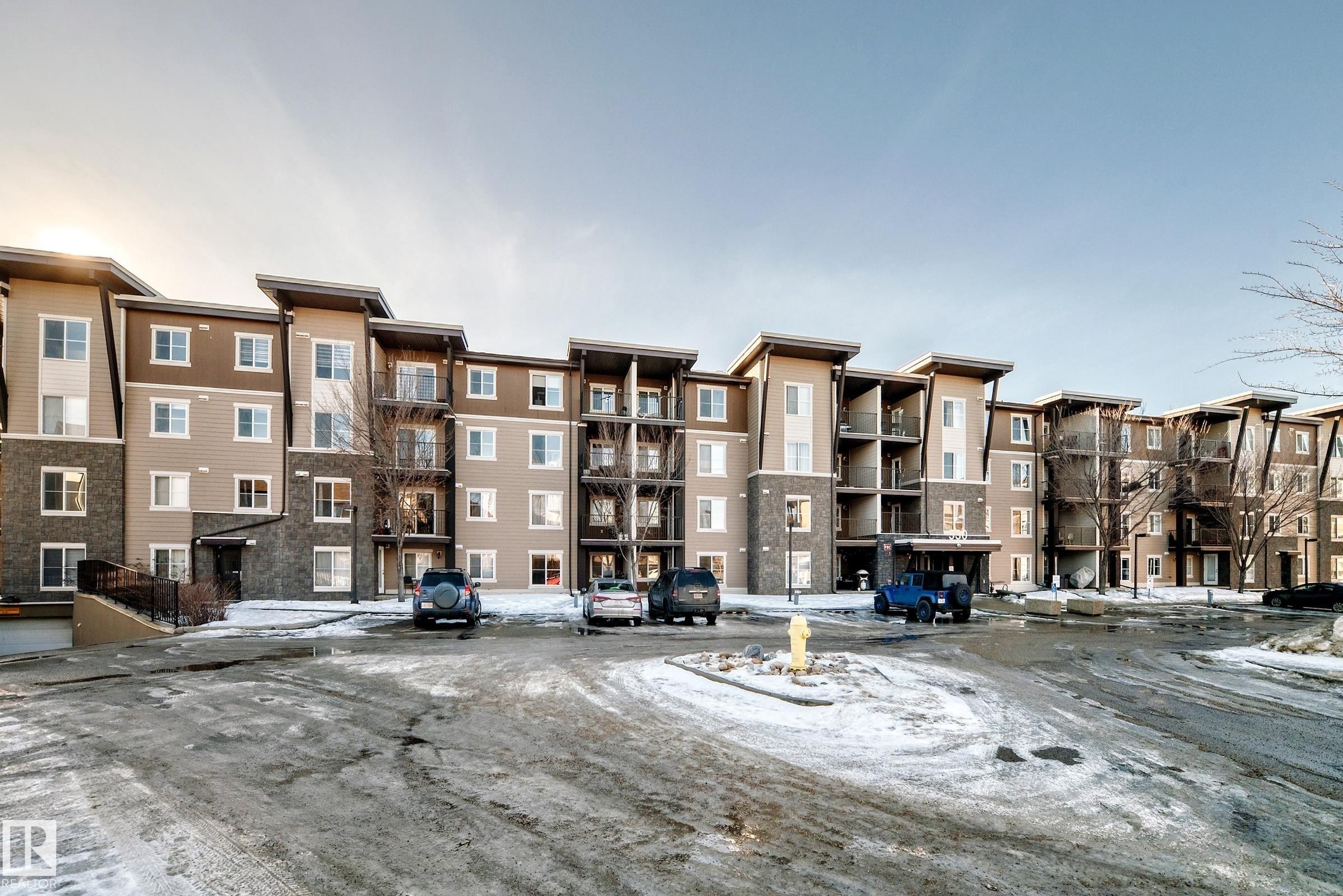View of apartment building / complex - 302 530 Watt Boulevard Sw, Edmonton, AB - Outdoor With Balcony With Facade