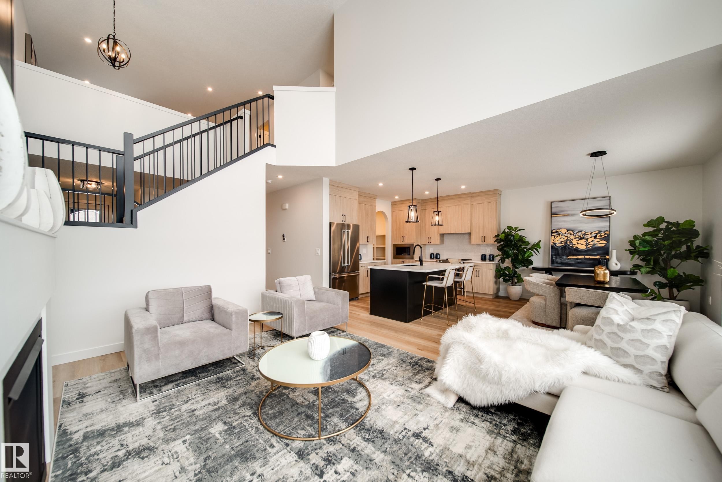 3 Cloutier Close, St. Albert, AB - Indoor Photo Showing Living Room