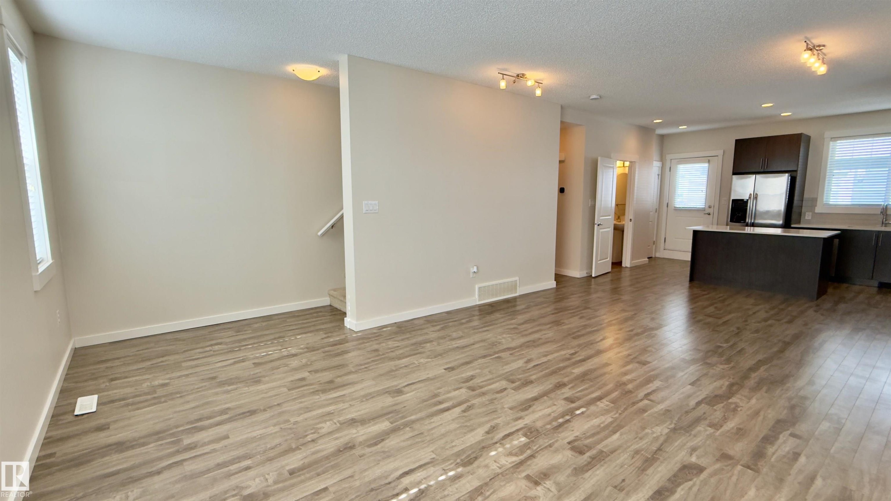 96 903 Crystallina Nera Way, Edmonton, AB - Indoor Photo Showing Other Room