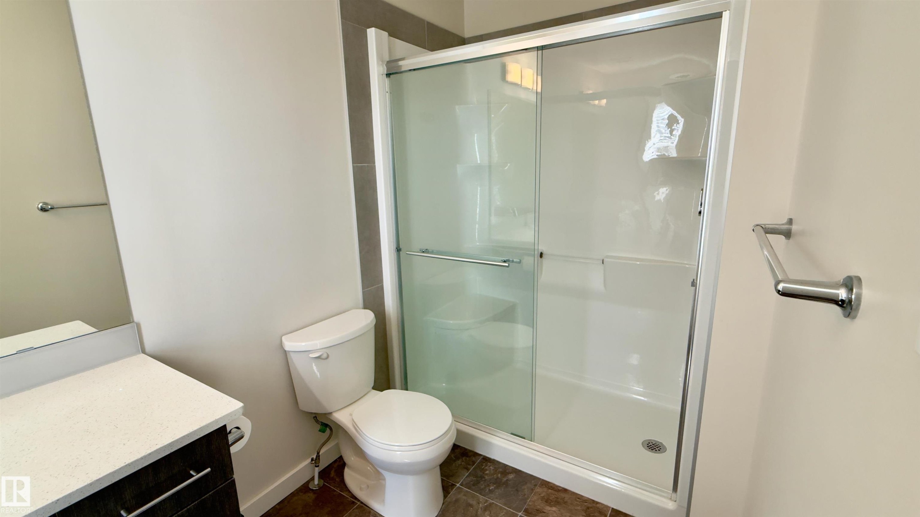 96 903 Crystallina Nera Way, Edmonton, AB - Indoor Photo Showing Bathroom