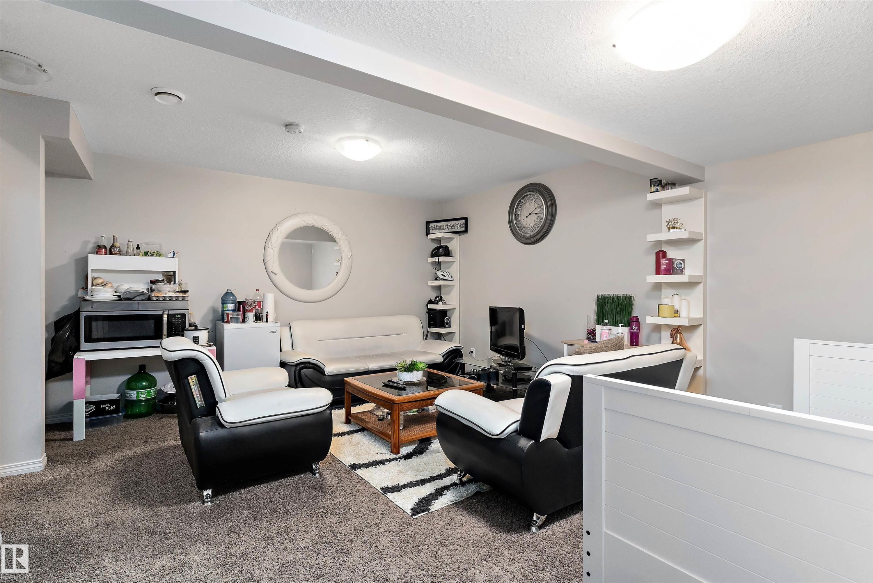 6934 19A Avenue, Edmonton, AB - Indoor