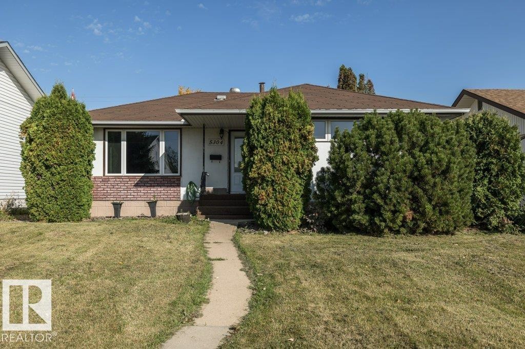 5304 92 Avenue, Edmonton, AB - Outdoor