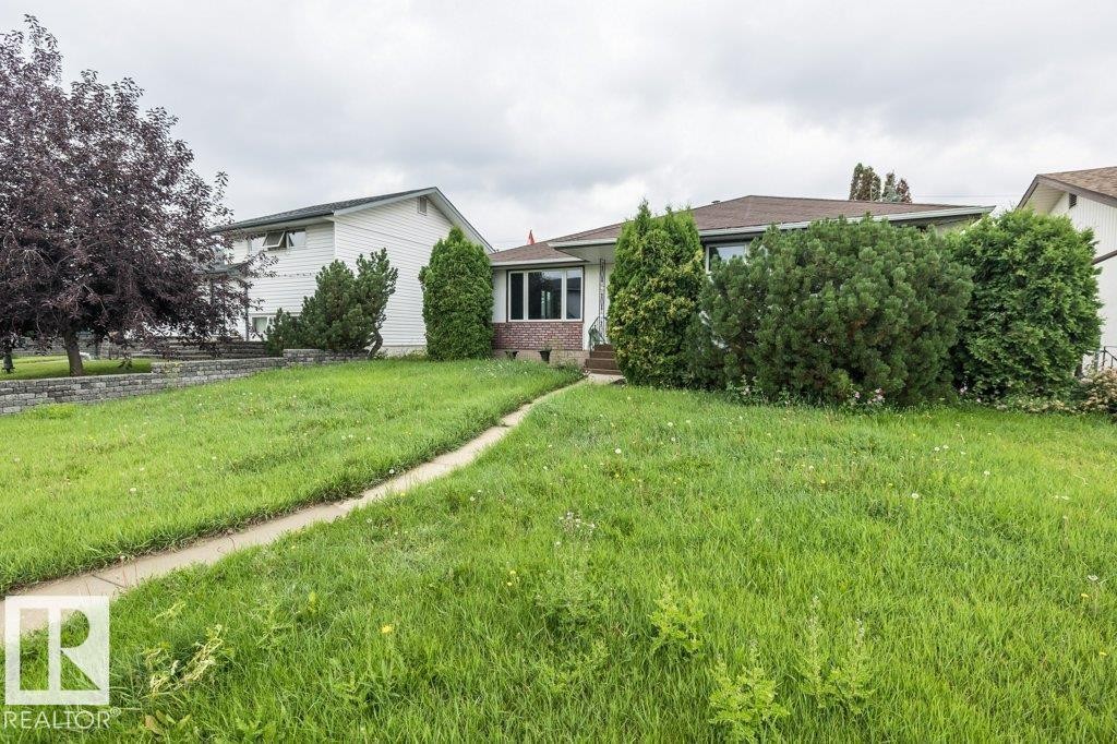 5304 92 Avenue, Edmonton, AB - Outdoor