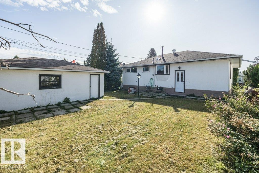 5304 92 Avenue, Edmonton, AB - Outdoor