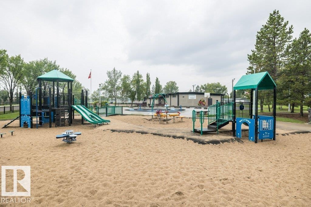 5304 92 Avenue, Edmonton, AB - Outdoor