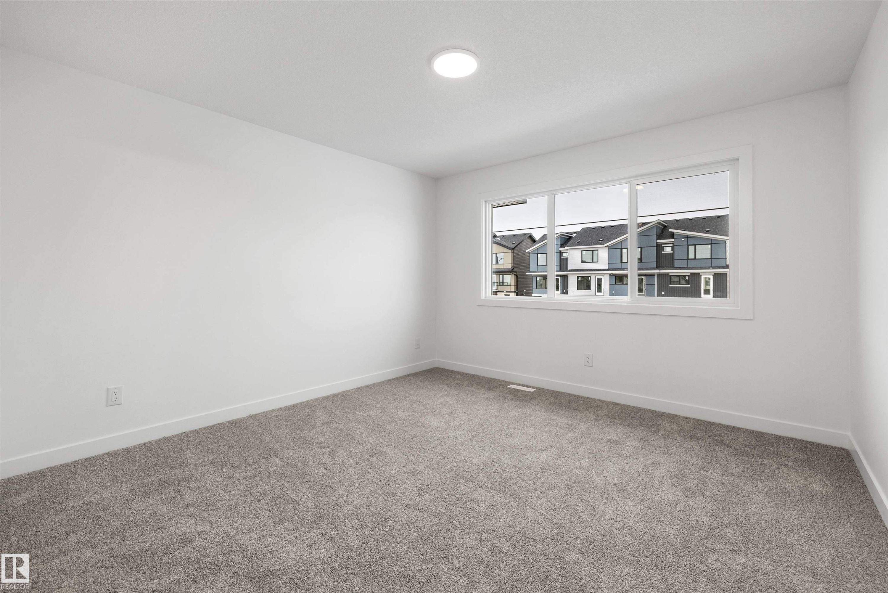 4188 Kinglet Drive, Edmonton, AB - Indoor Photo Showing Other Room