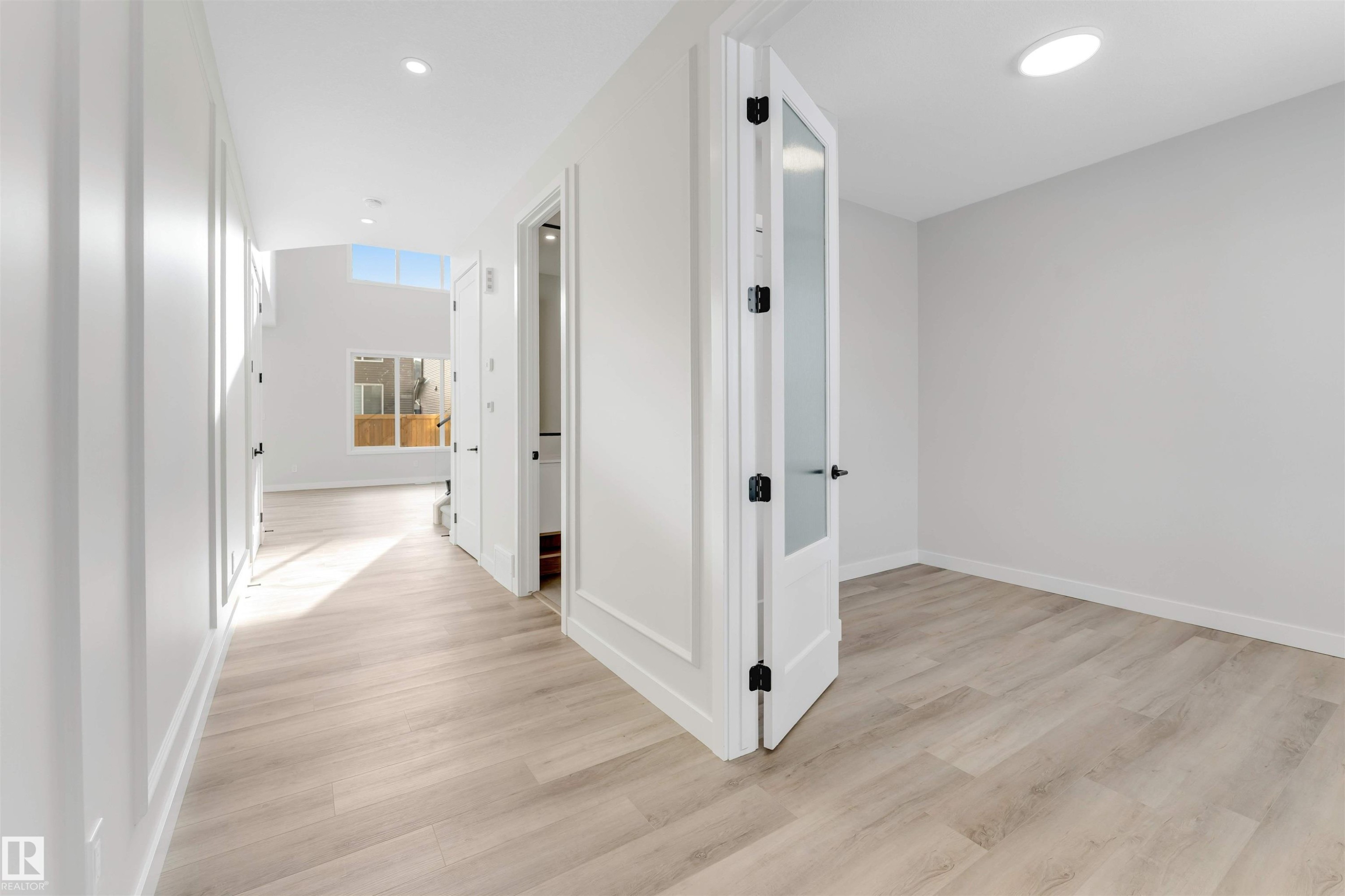 5807 Kootook Link Link, Edmonton, AB - Indoor Photo Showing Other Room