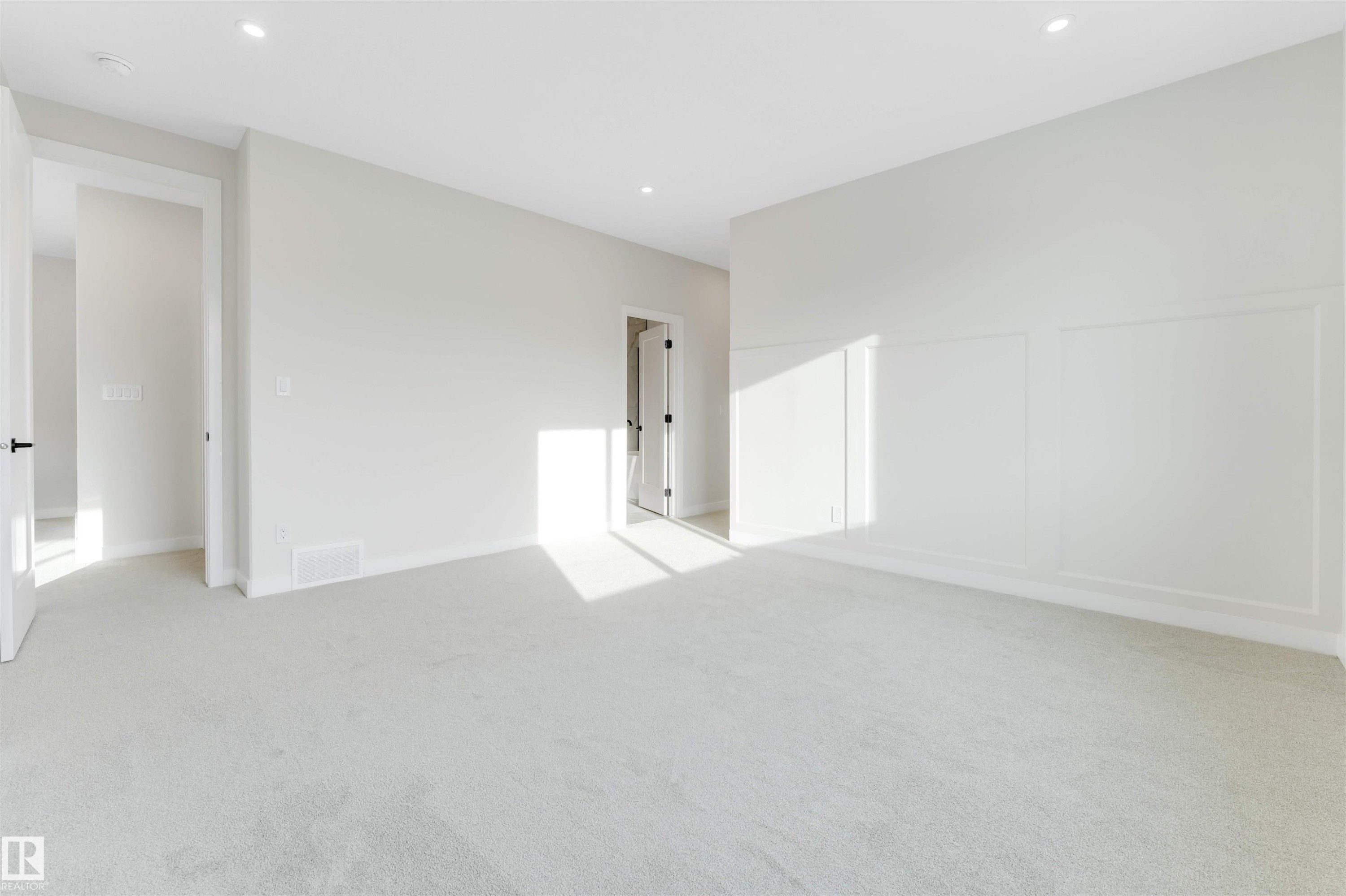 5807 Kootook Link Link, Edmonton, AB - Indoor Photo Showing Other Room