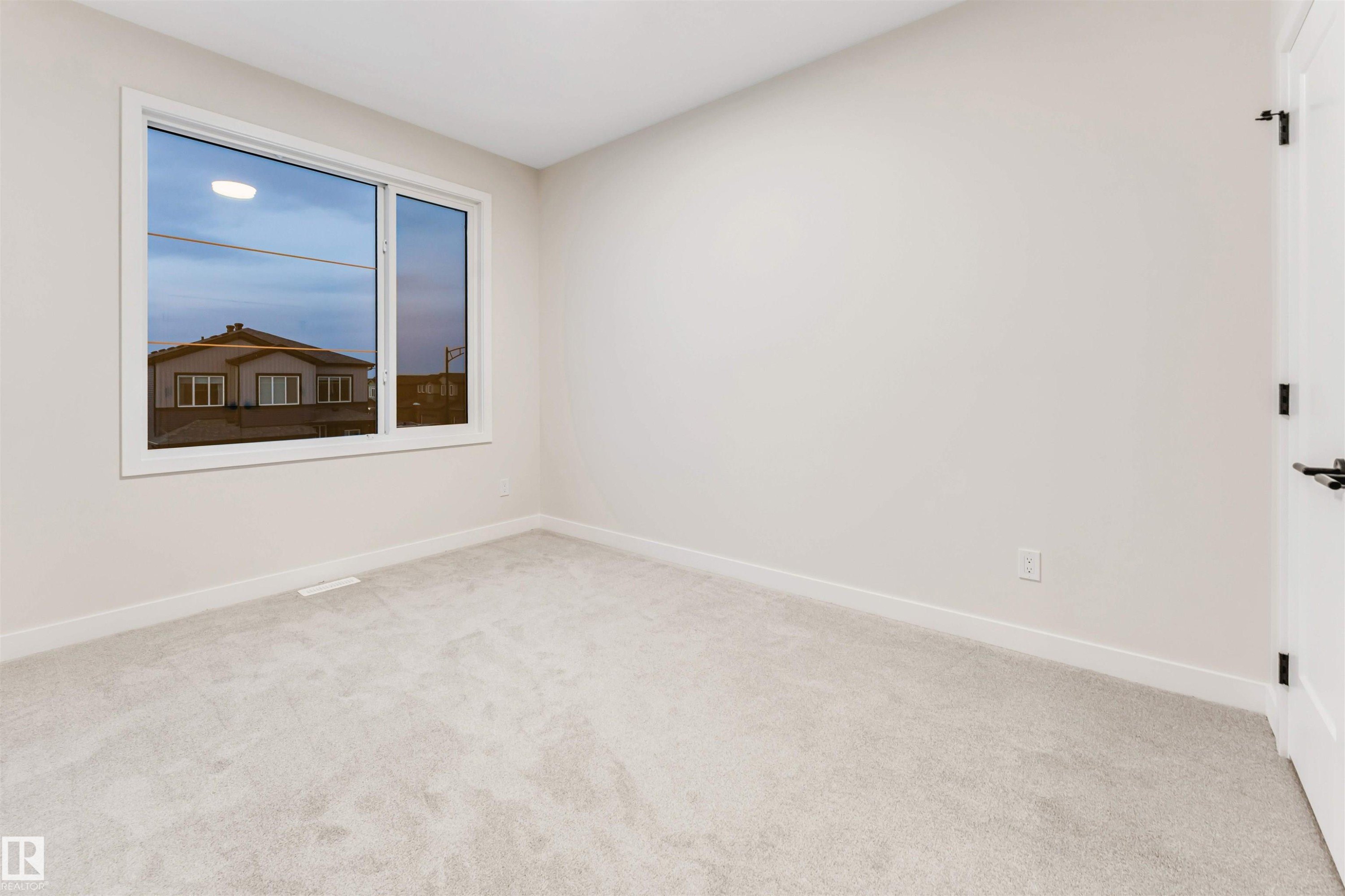 5807 Kootook Link Link, Edmonton, AB - Indoor Photo Showing Other Room