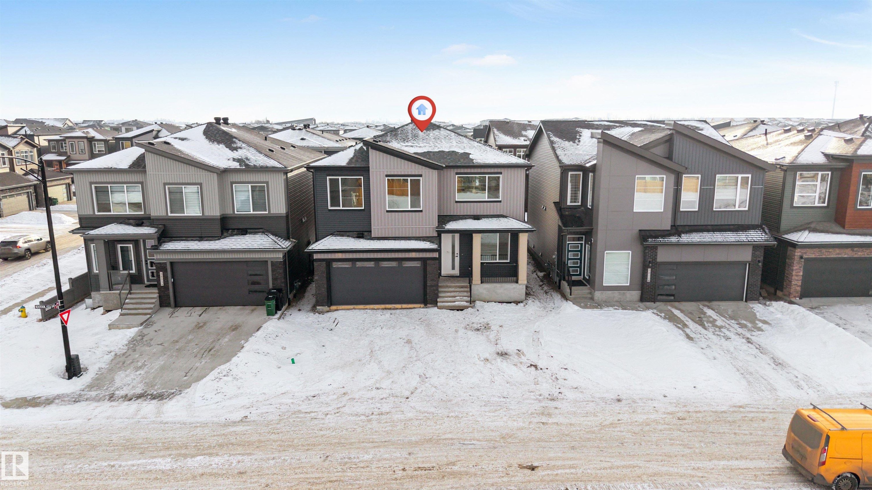 5807 Kootook Link Link, Edmonton, AB - Outdoor With Facade