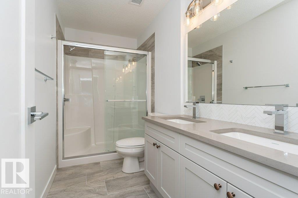 306 1316 Windermere Way, Edmonton, AB - Indoor Photo Showing Bathroom