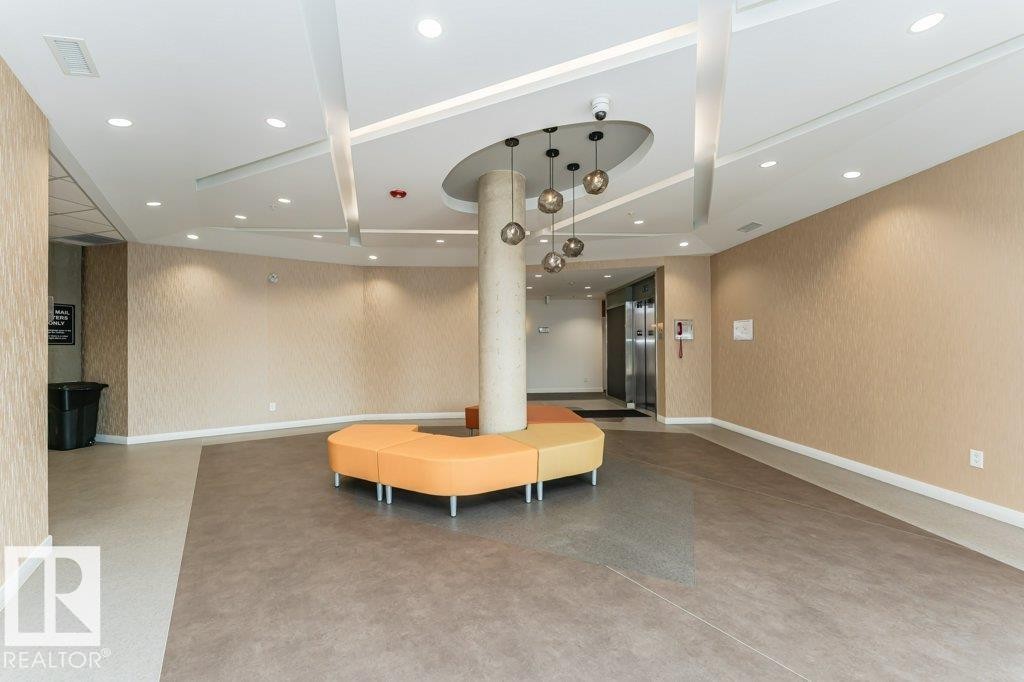 306 1316 Windermere Way, Edmonton, AB - Indoor Photo Showing Other Room