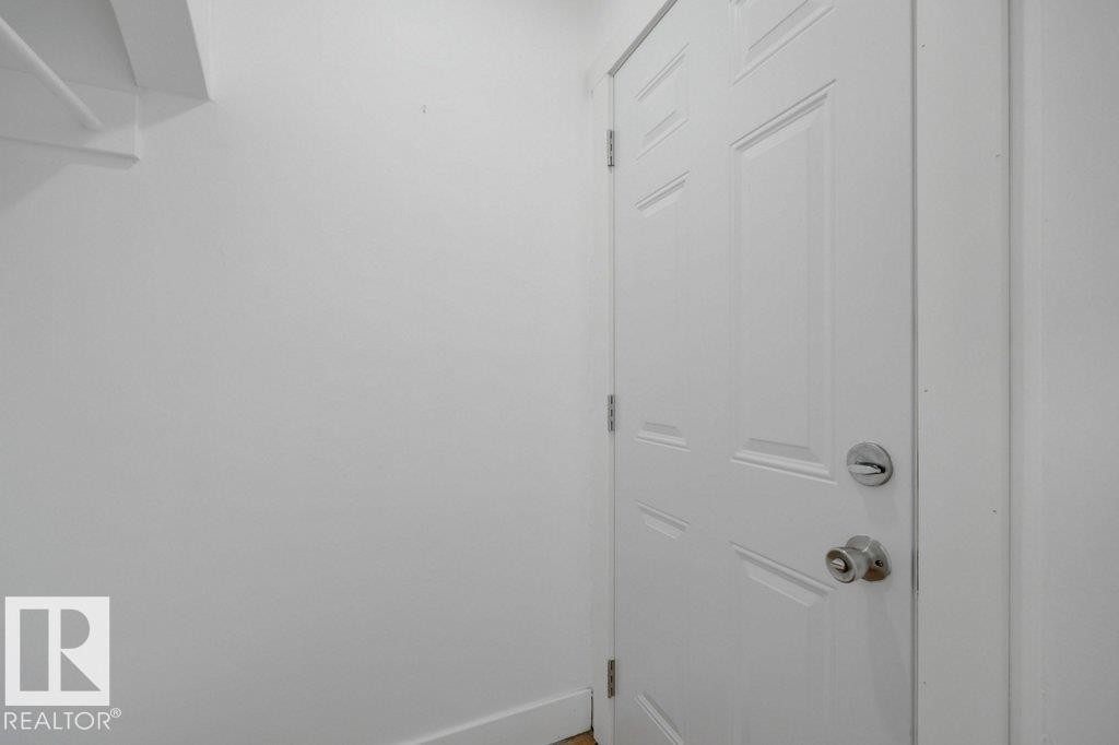 10844 97 Street, Edmonton, AB - Indoor
