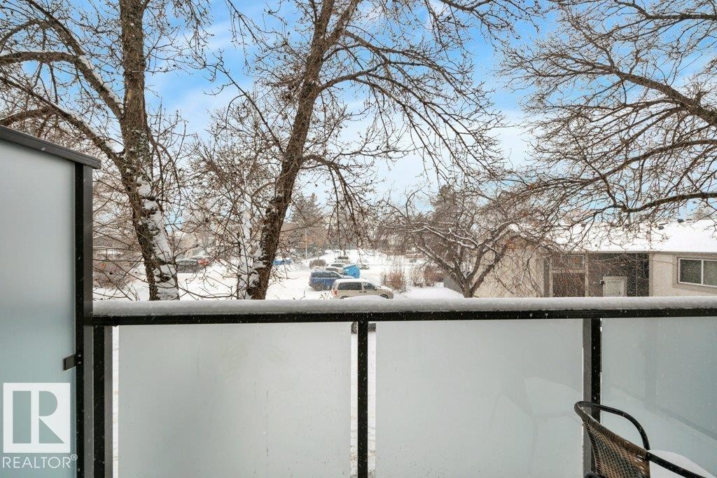 322 Willow Court, Edmonton, AB - Outdoor