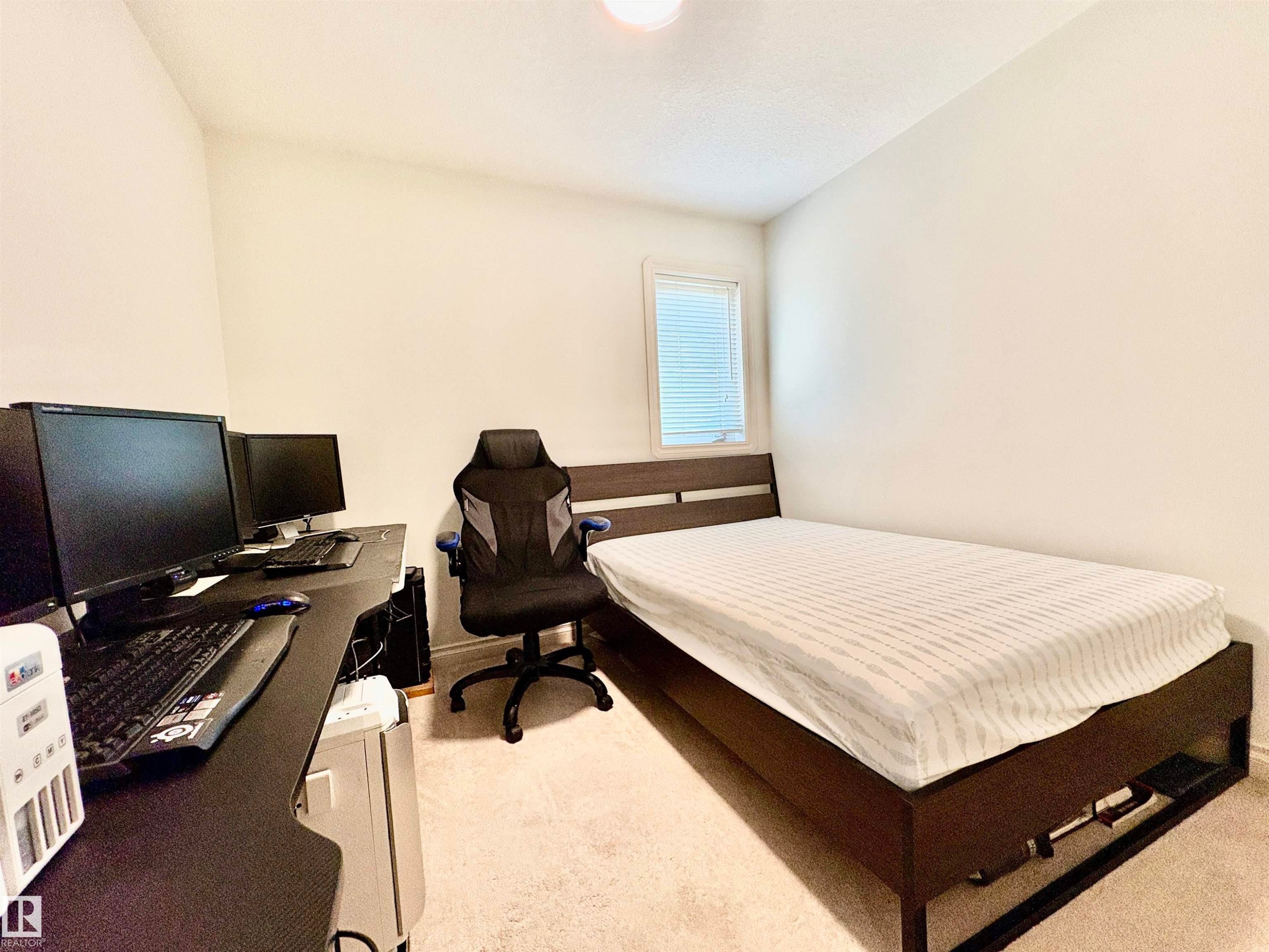 14907 109 Avenue, Edmonton, AB - Indoor