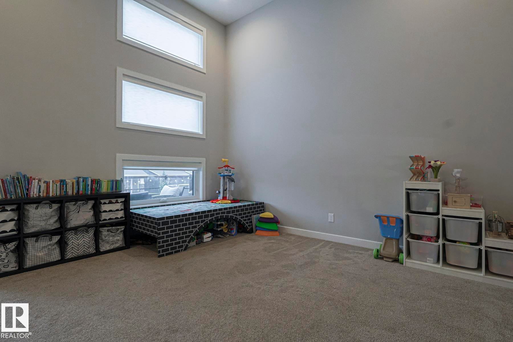 2011 201 Street, Edmonton, AB - Indoor