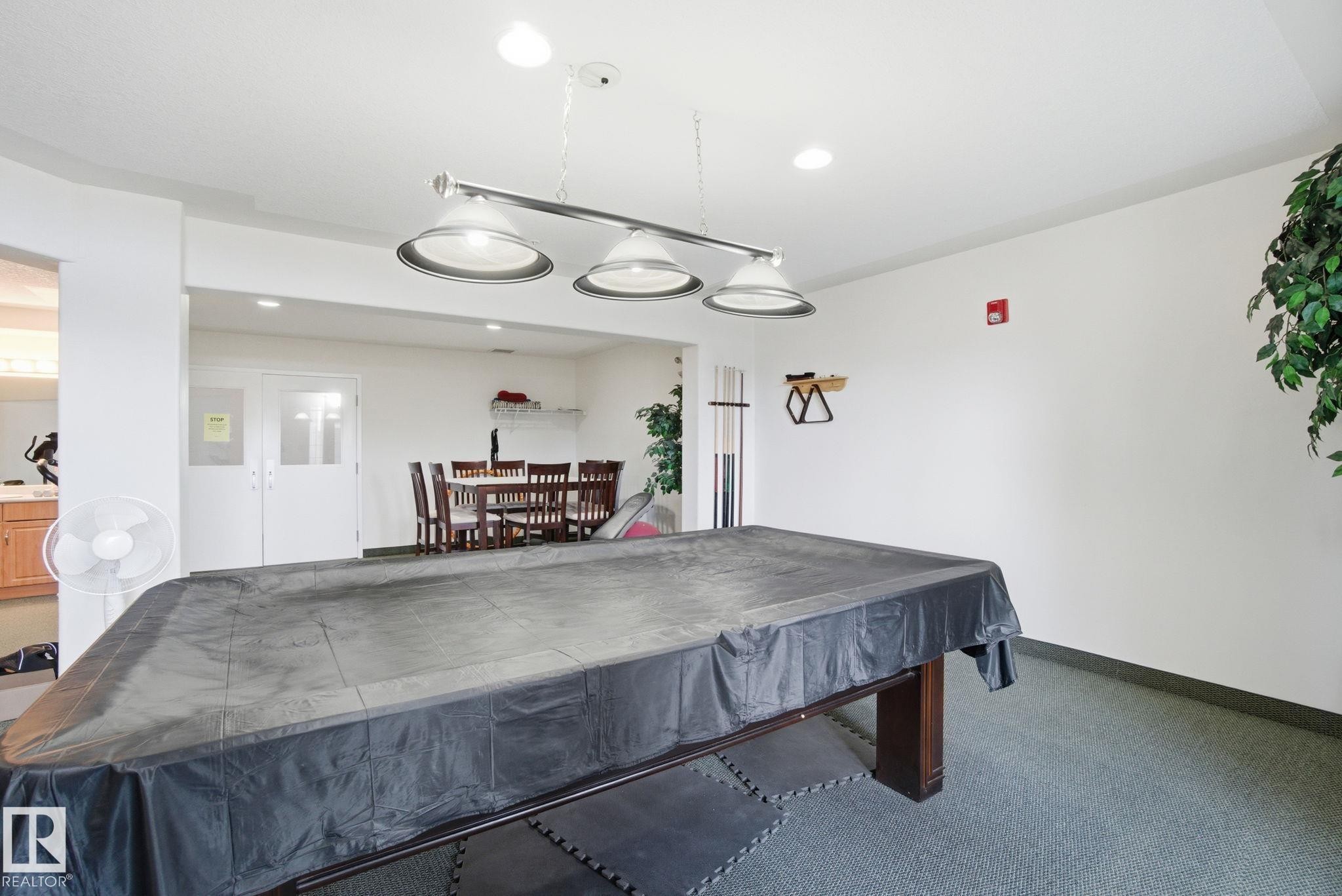 320 7801 Golf Course Road, Stony Plain, AB - Indoor Photo Showing Other Room