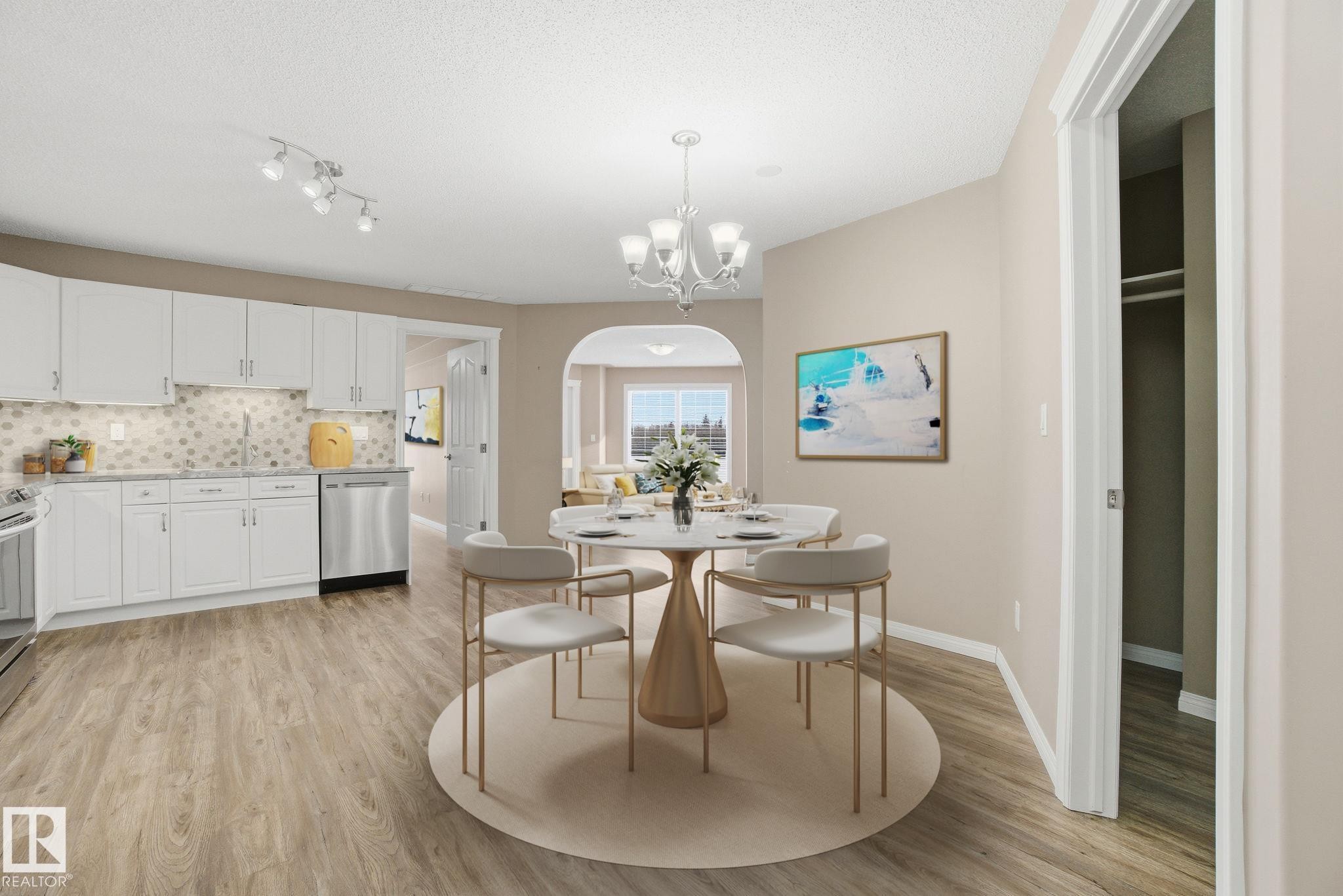 320 7801 Golf Course Road, Stony Plain, AB - Indoor