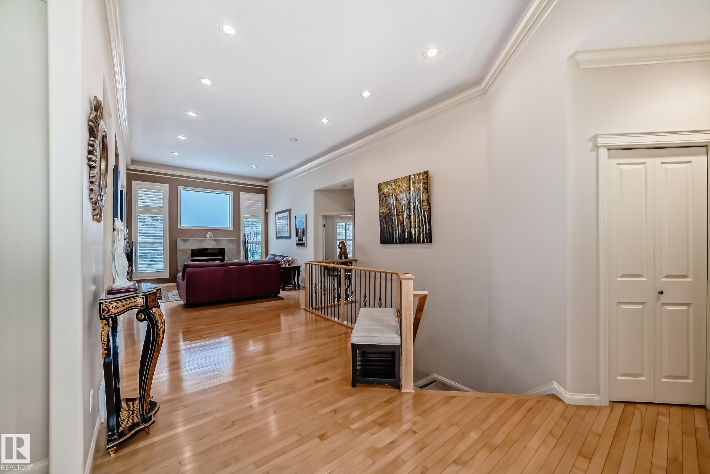 241 Darlington Crescent, Edmonton, AB - Indoor Photo Showing Other Room