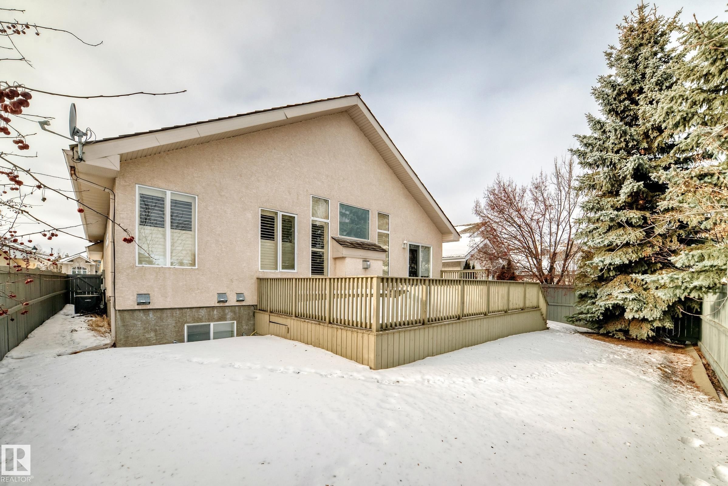 241 Darlington Crescent, Edmonton, AB - Outdoor