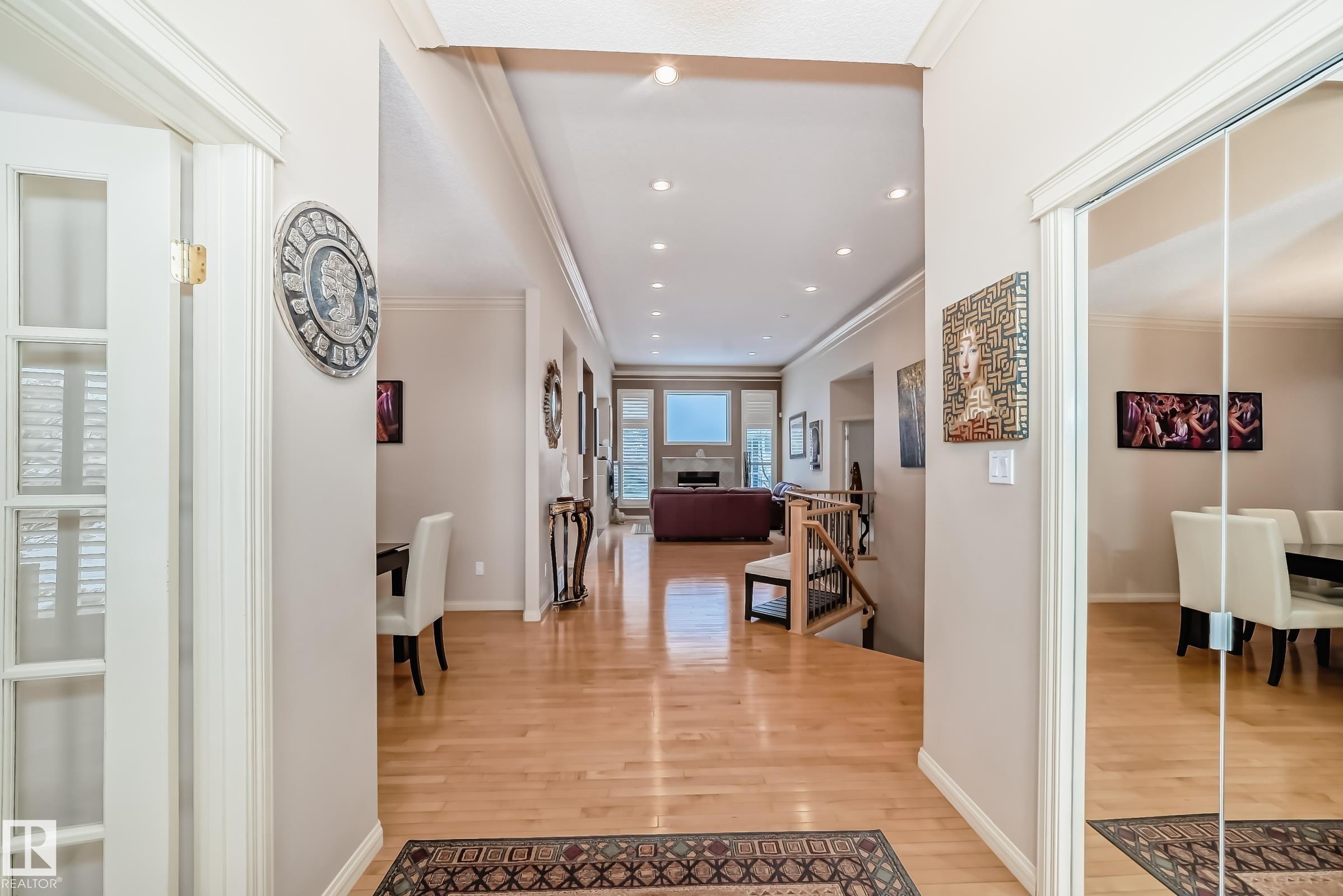 241 Darlington Crescent, Edmonton, AB - Indoor Photo Showing Other Room