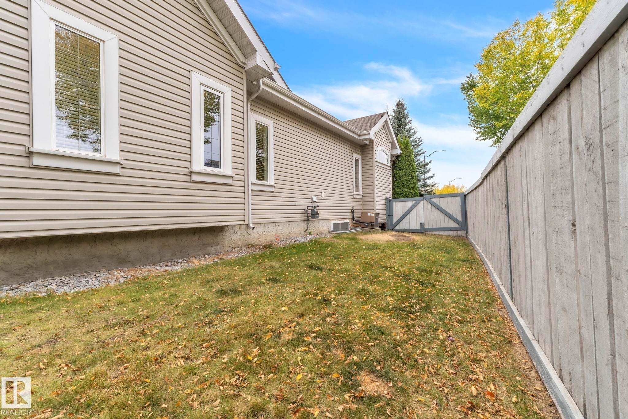 Added space in the yard for whatever your needs - 1217 Summerside Drive, Edmonton, AB - Outdoor