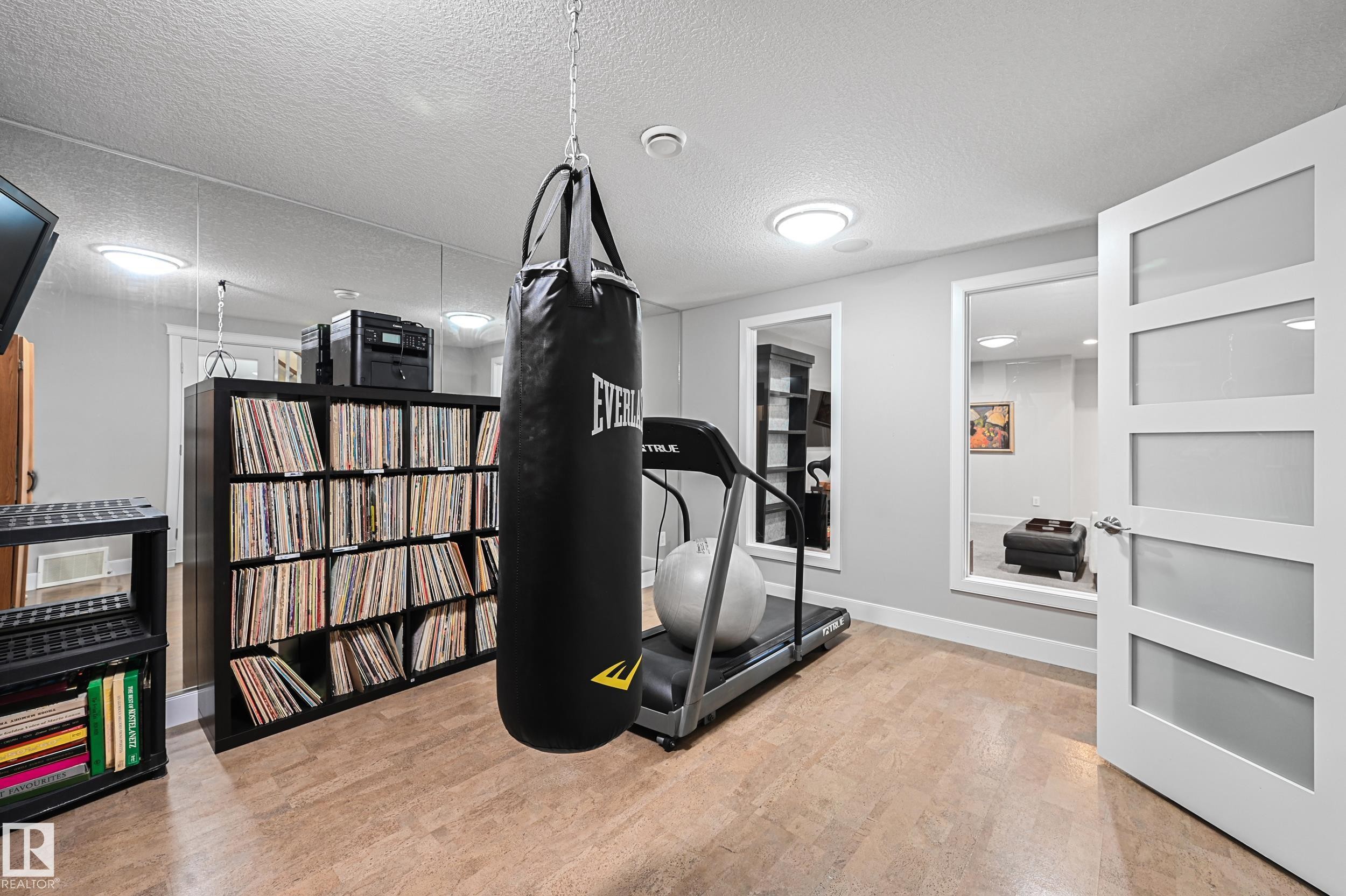 1 7570 May Common, Edmonton, AB - Indoor