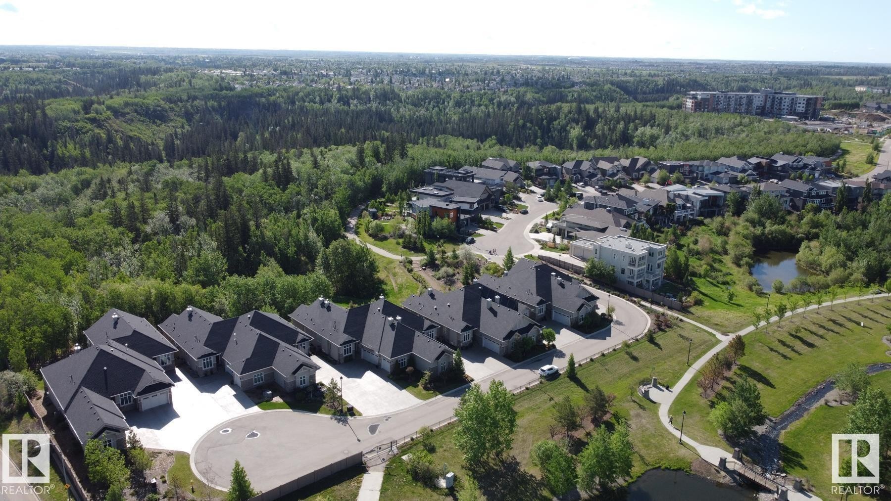 1 7570 May Common, Edmonton, AB - Outdoor With View