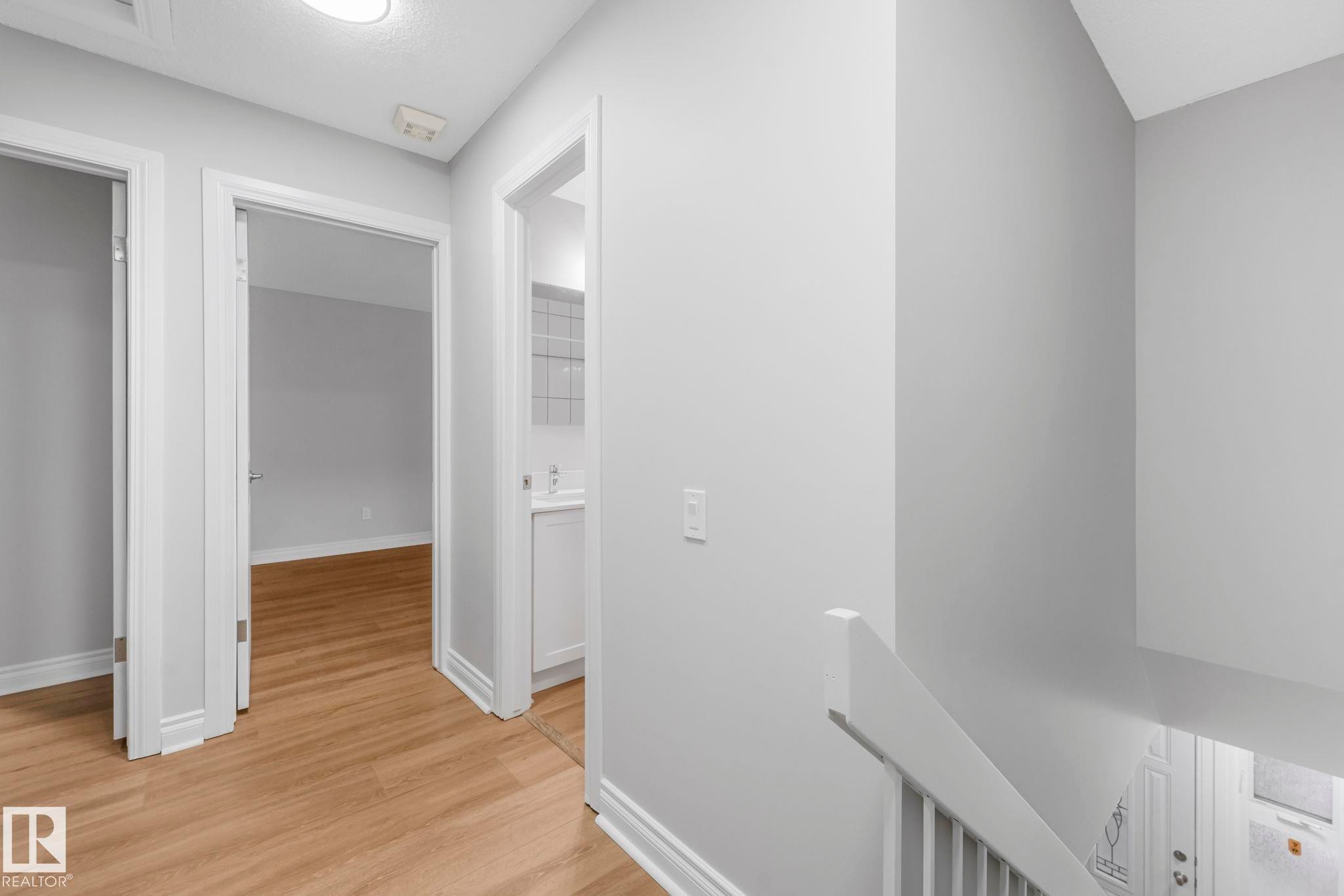 70 Hearthstone, Edmonton, AB - Indoor Photo Showing Other Room