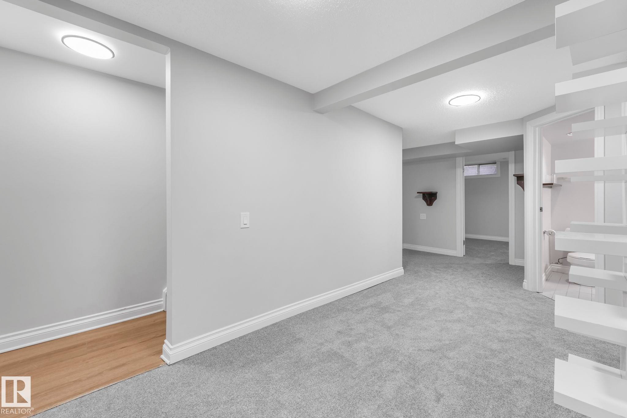 70 Hearthstone, Edmonton, AB - Indoor Photo Showing Other Room