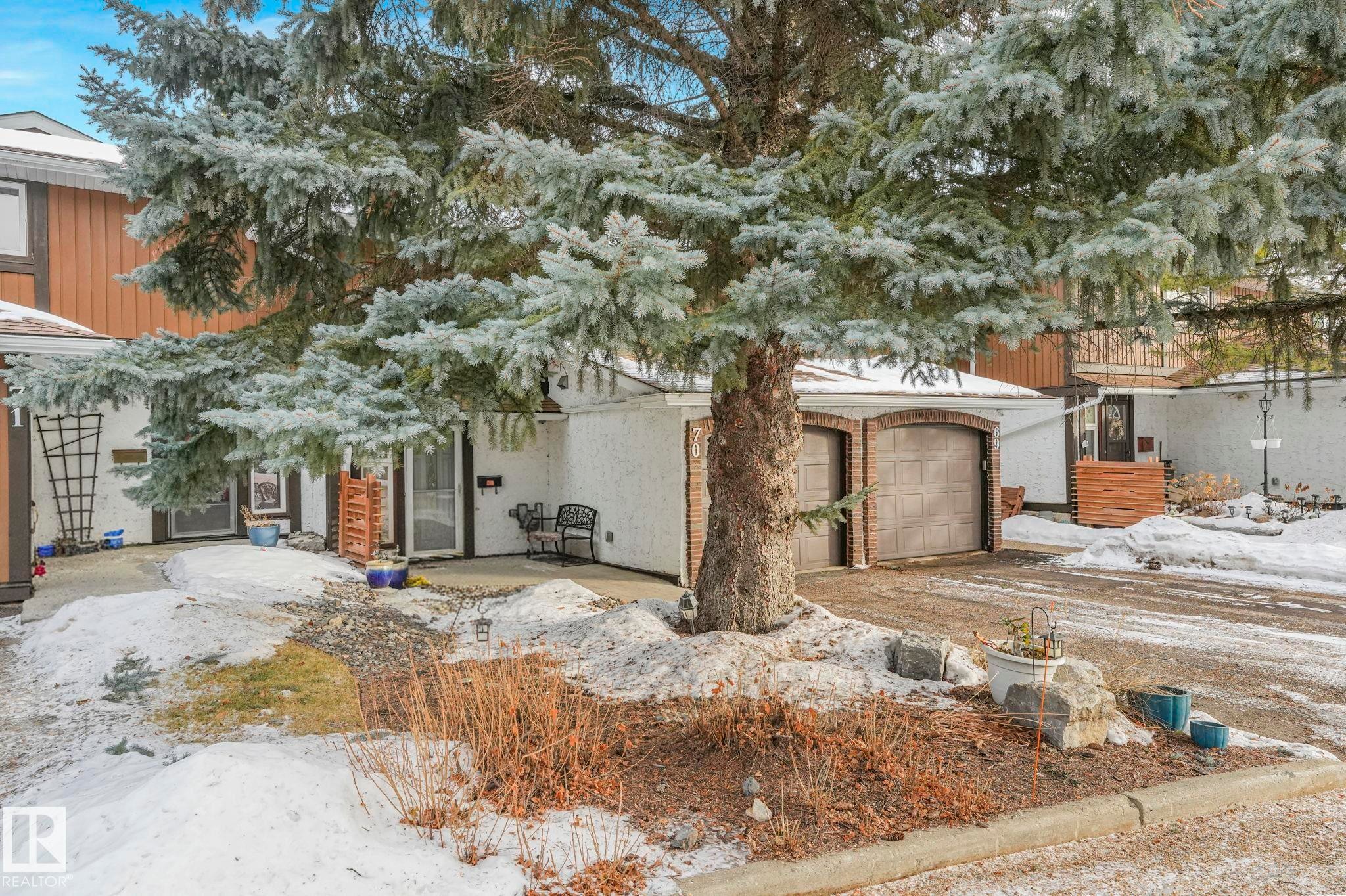 70 Hearthstone, Edmonton, AB - Outdoor