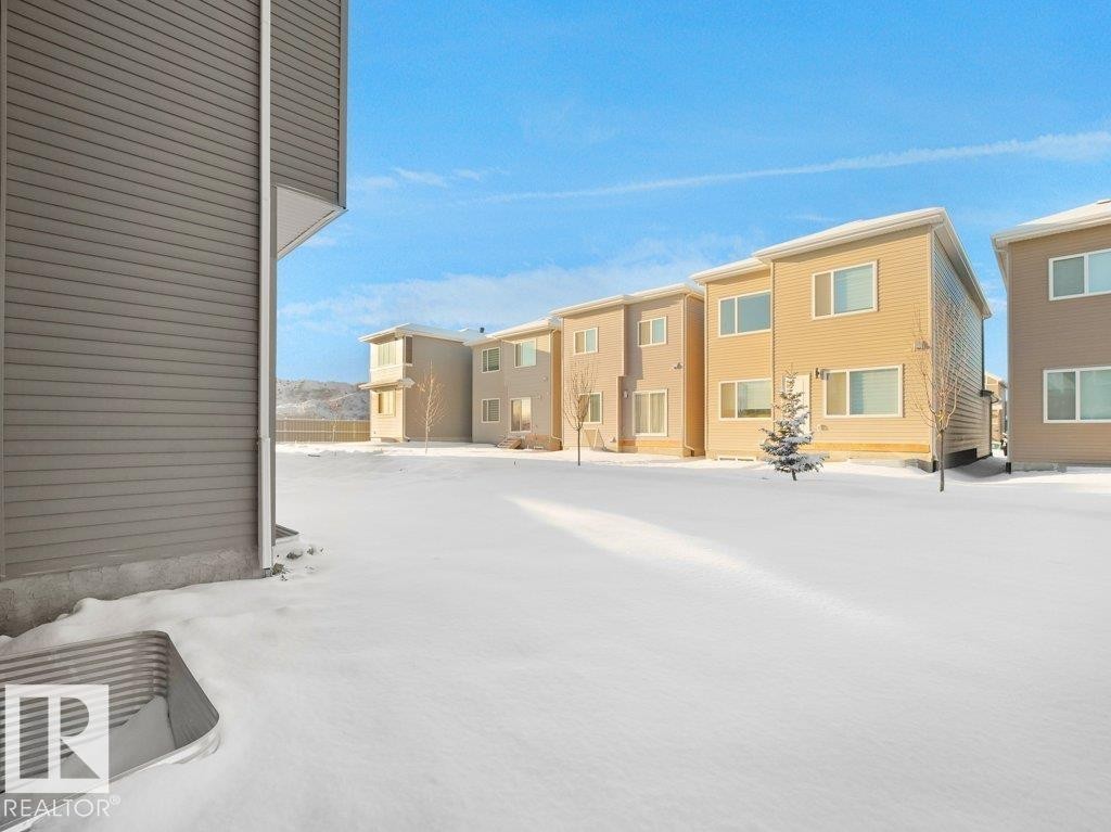 3310 Chickadee Dr, Edmonton, AB - Outdoor